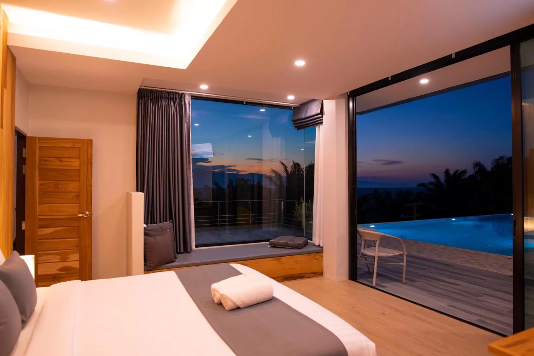 Deluxe Double Room with Sea View in Ao Luek Panoramic Pool-SHA Plus