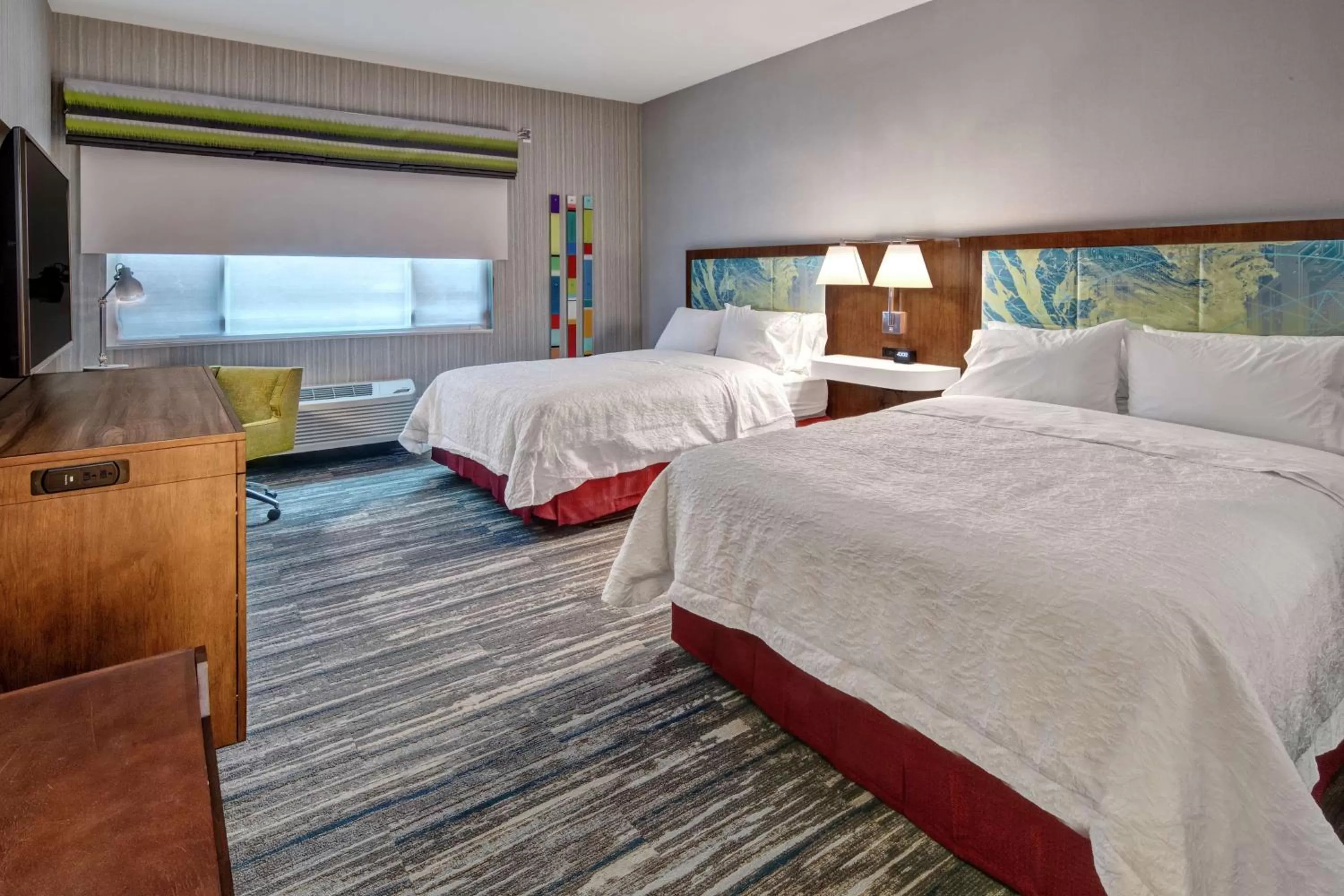 Queen Room with Two Queen Beds - Hearing Access/Non-Smoking in Hampton by Hilton Encinitas-Cardiff Encinitas, CA