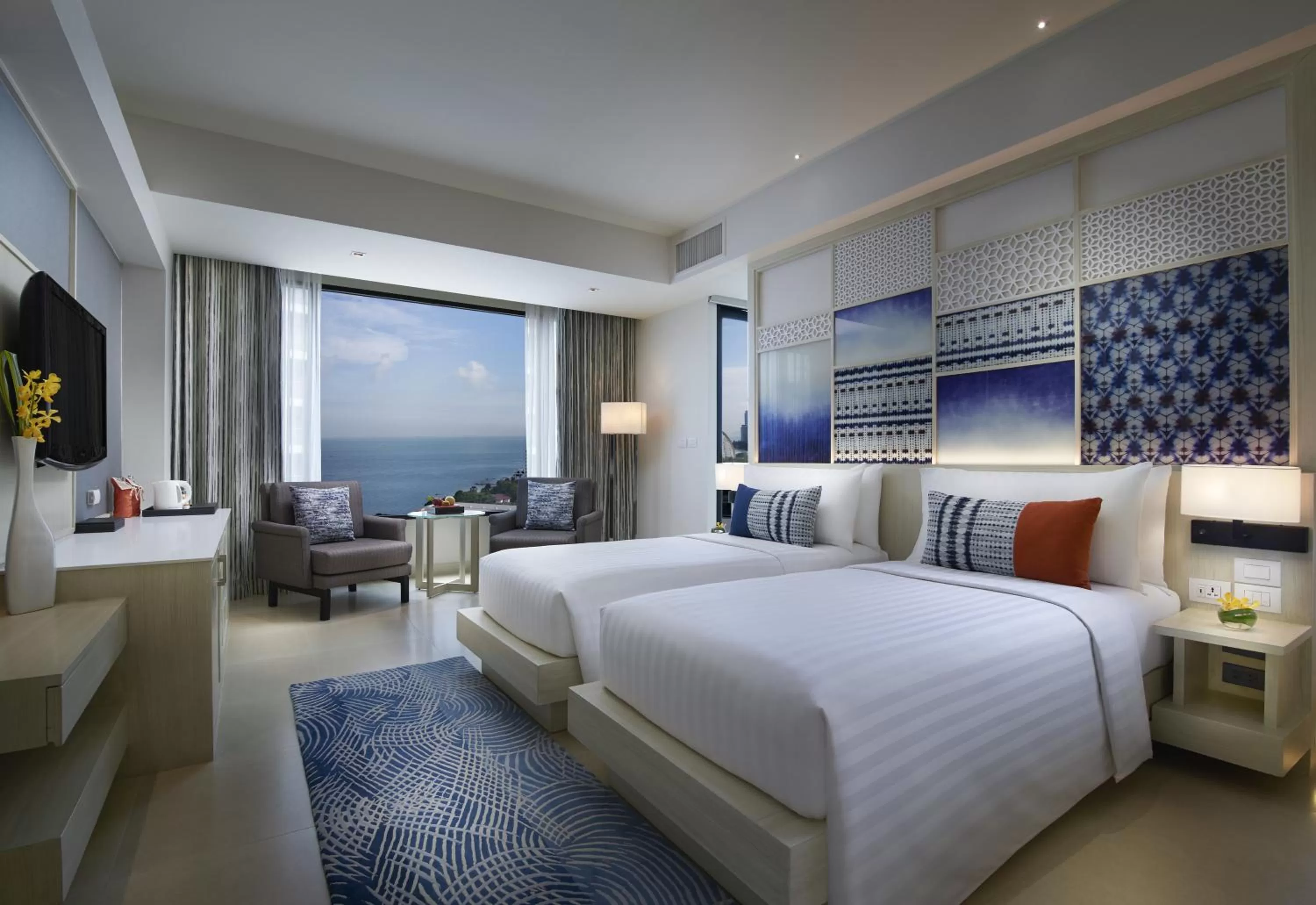 Deluxe Twin Room with Sea View in Amari Pattaya