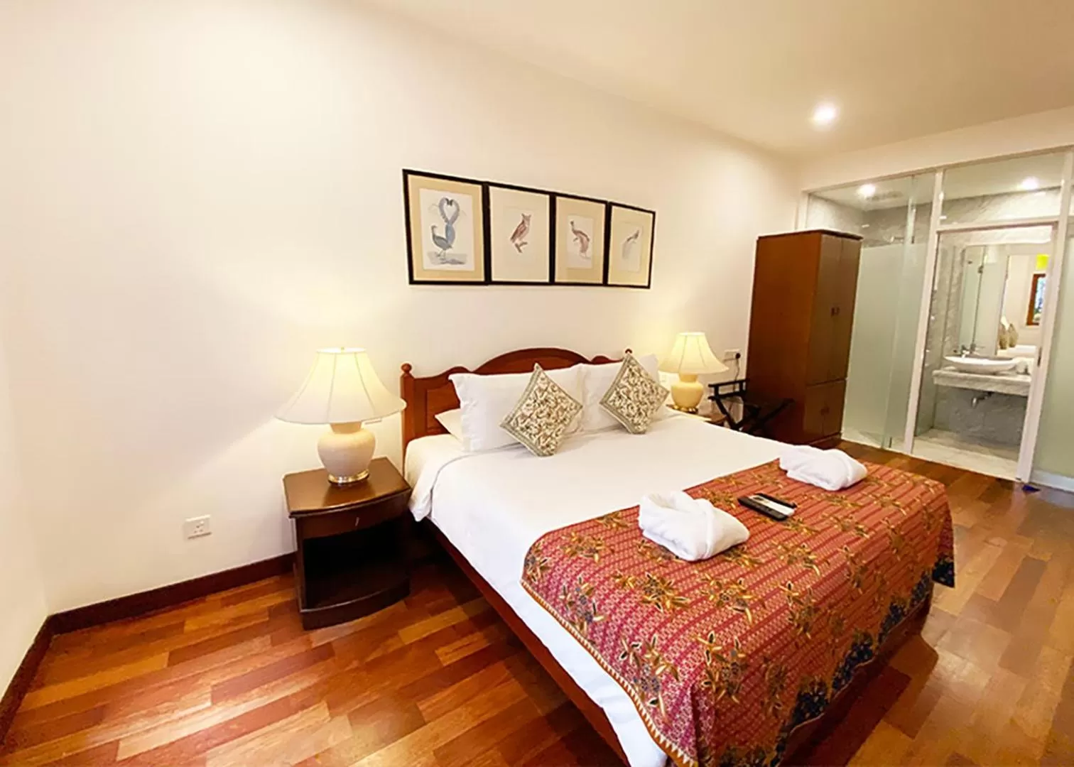 Superior Room in Heeren Straits Hotel