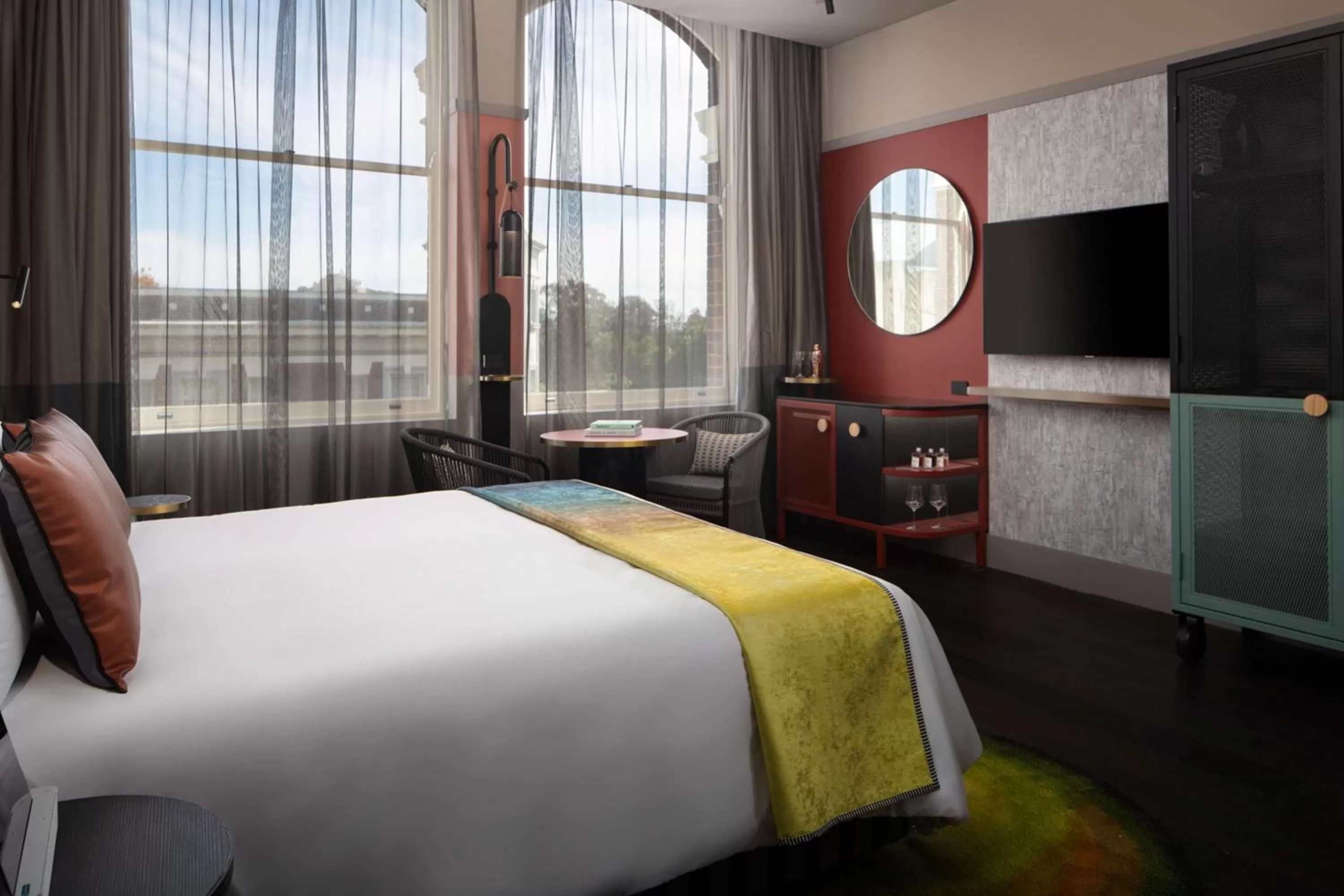 King Room - Disability Access in QT Newcastle