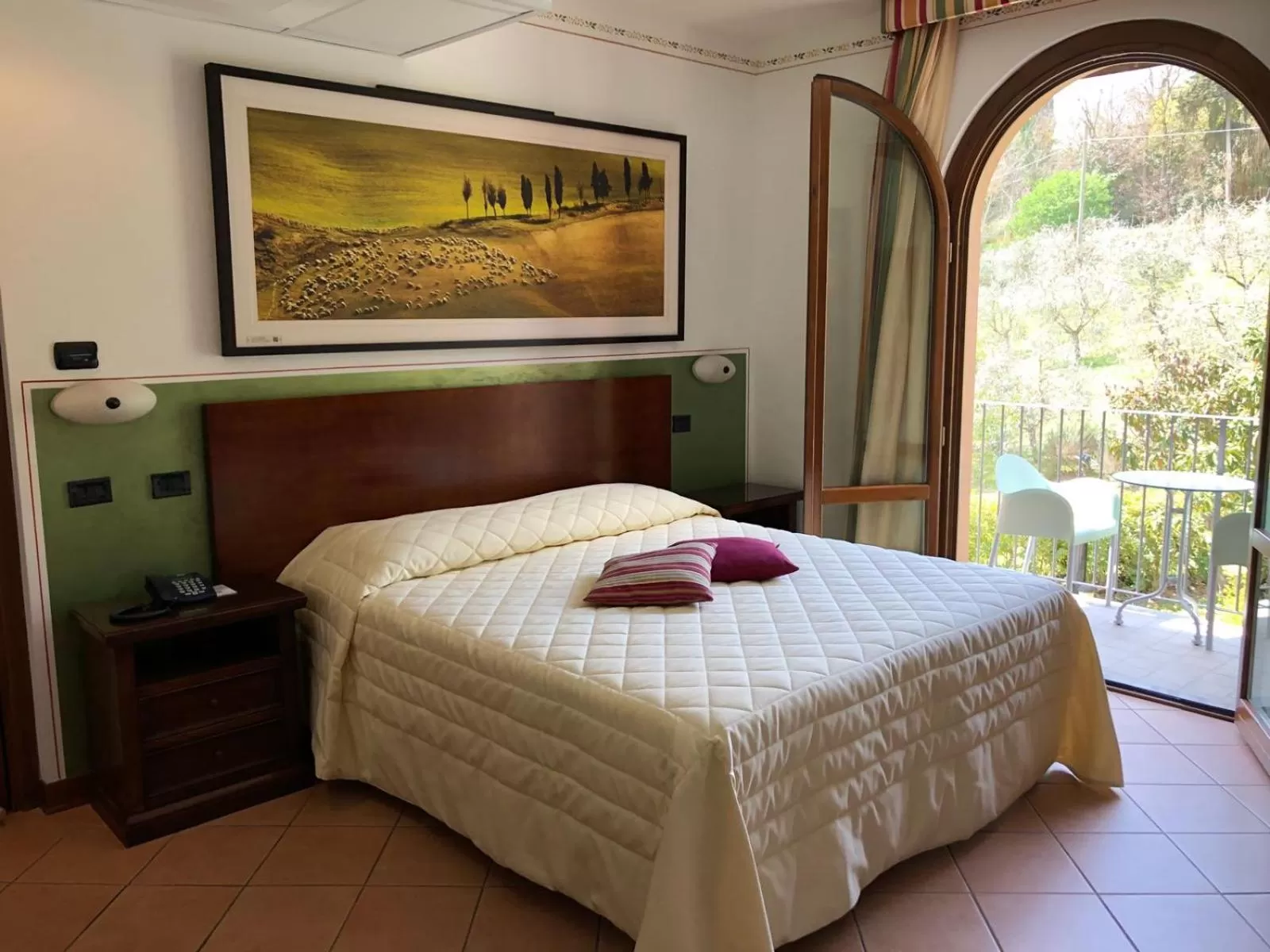 Double Room in Hotel Sovestro