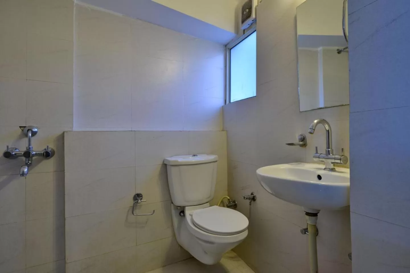 Deluxe Double Room in Hotel Pride