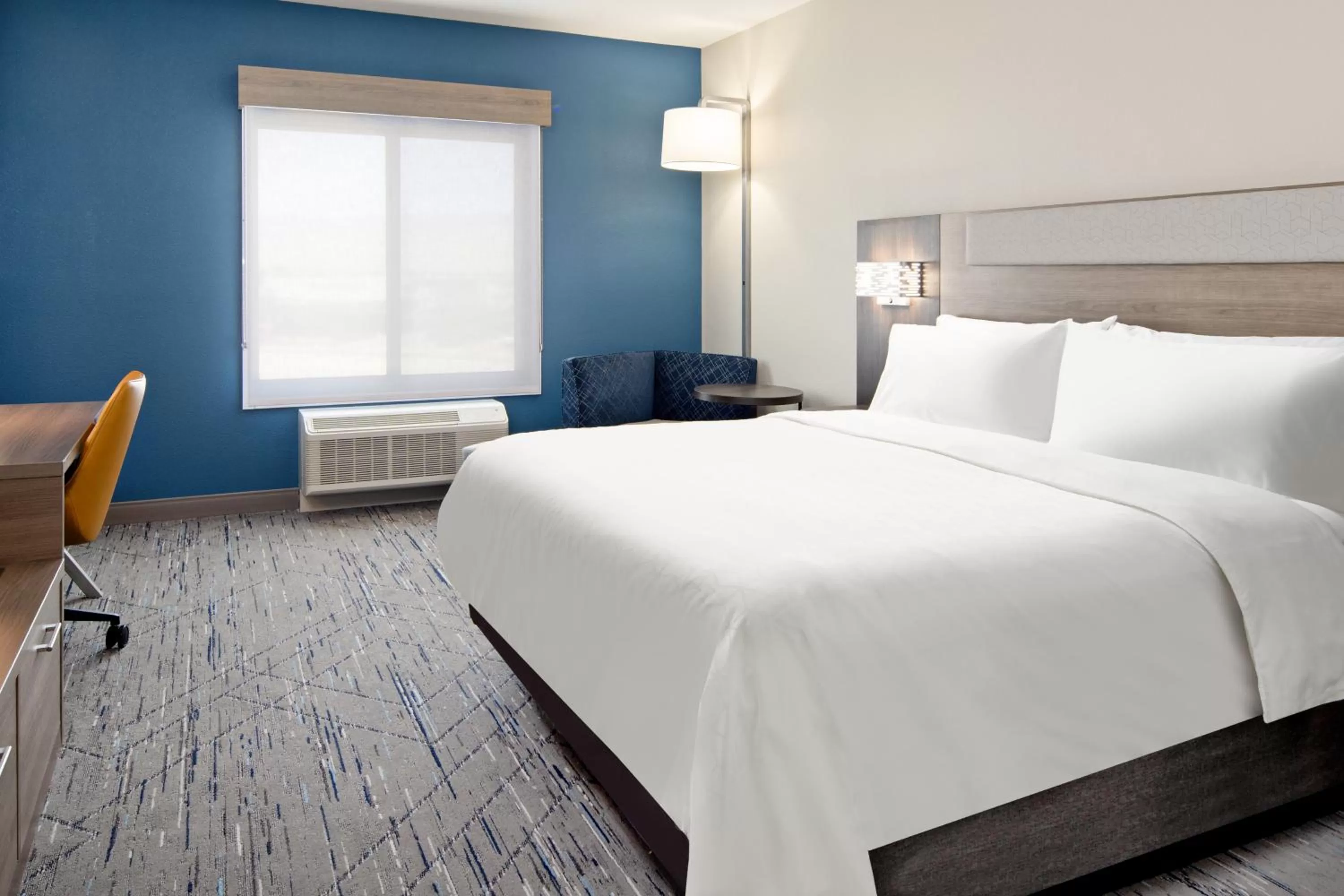 Standard Room in Holiday Inn Express & Suites Palm Desert - Millennium by IHG