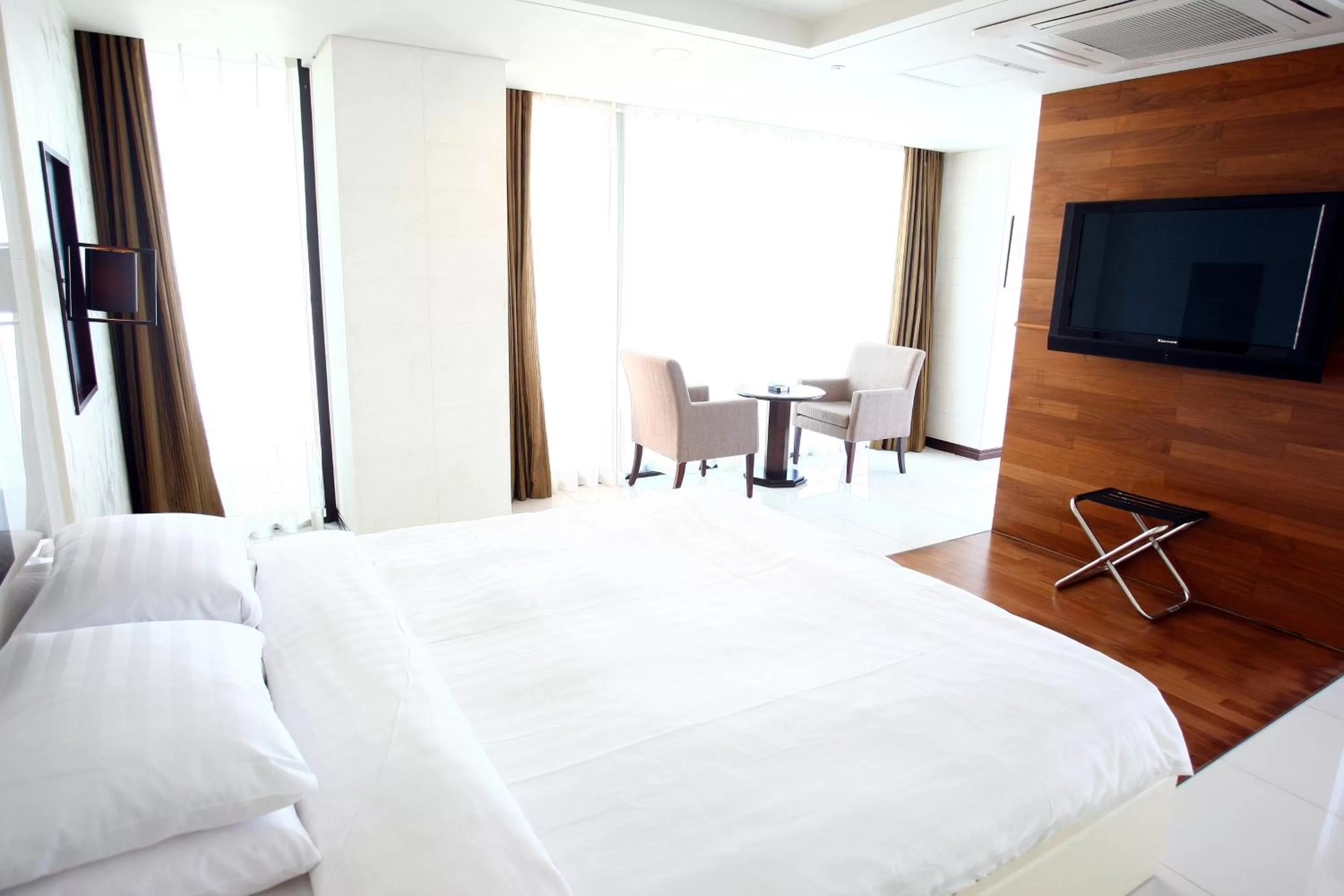 Royal Suite in Sunset Hotel