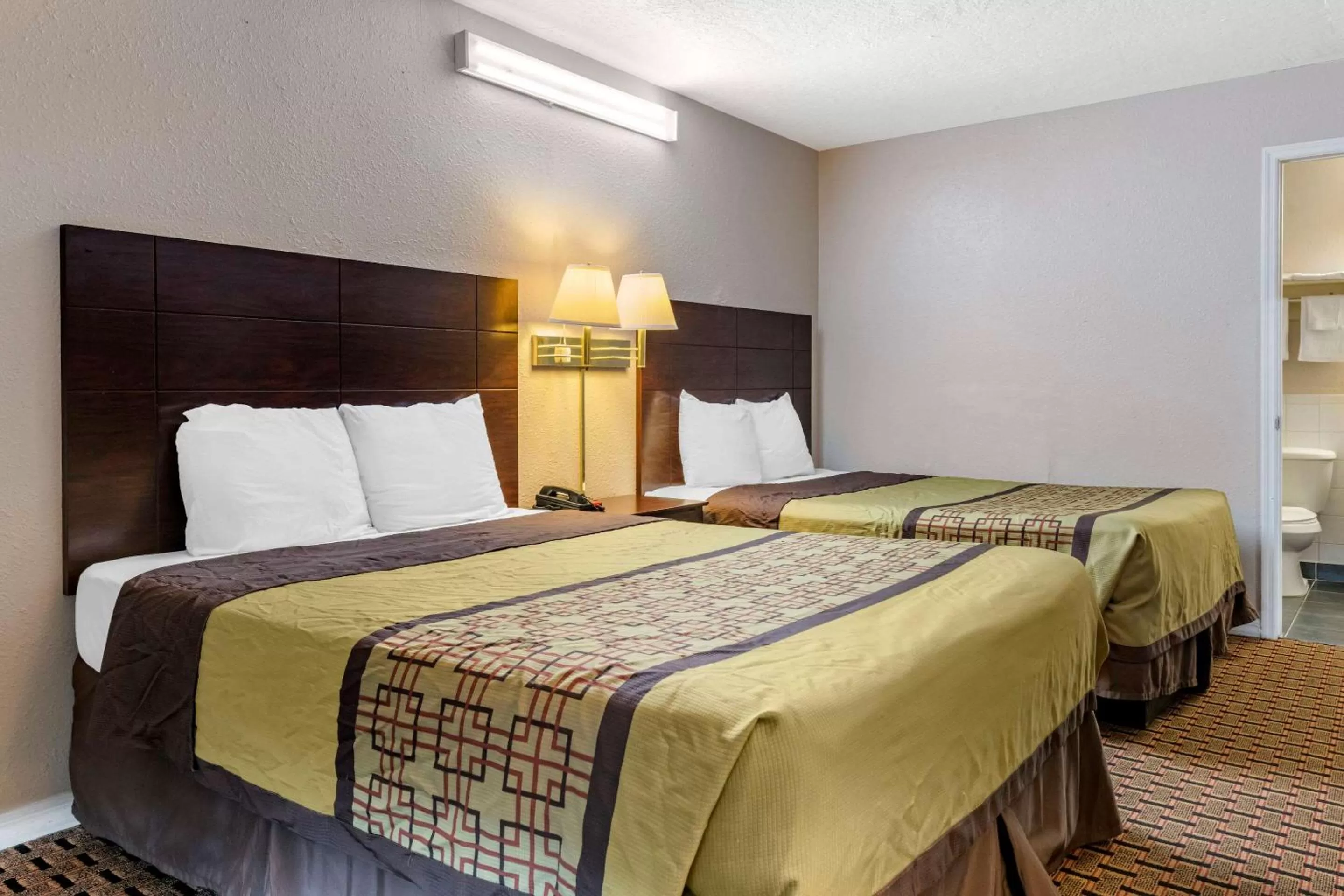 Double Room with Two Double Beds - Non-Smoking in Rodeway Inn New Port Richey