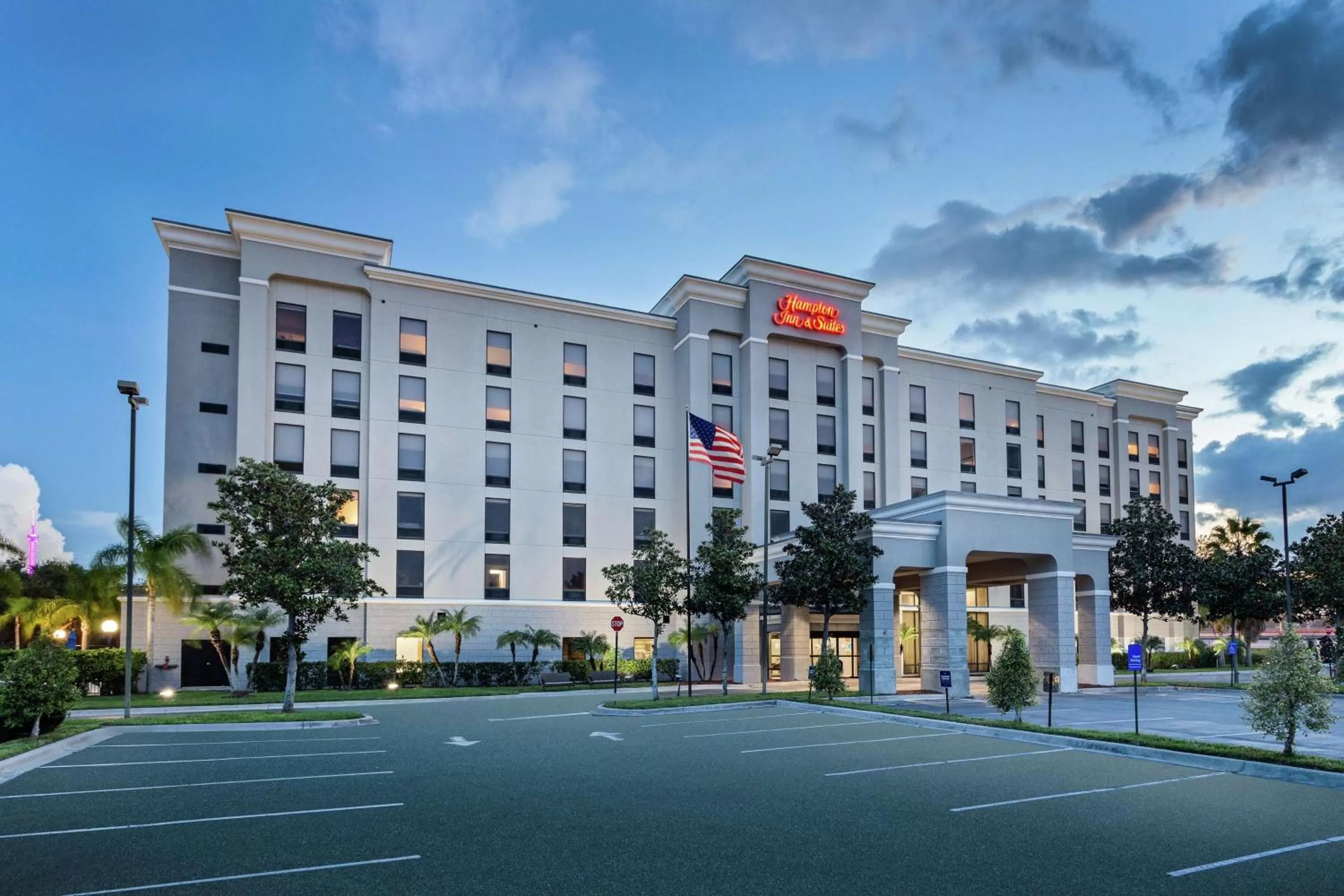 Hampton Inn & Suites Orlando International Drive North