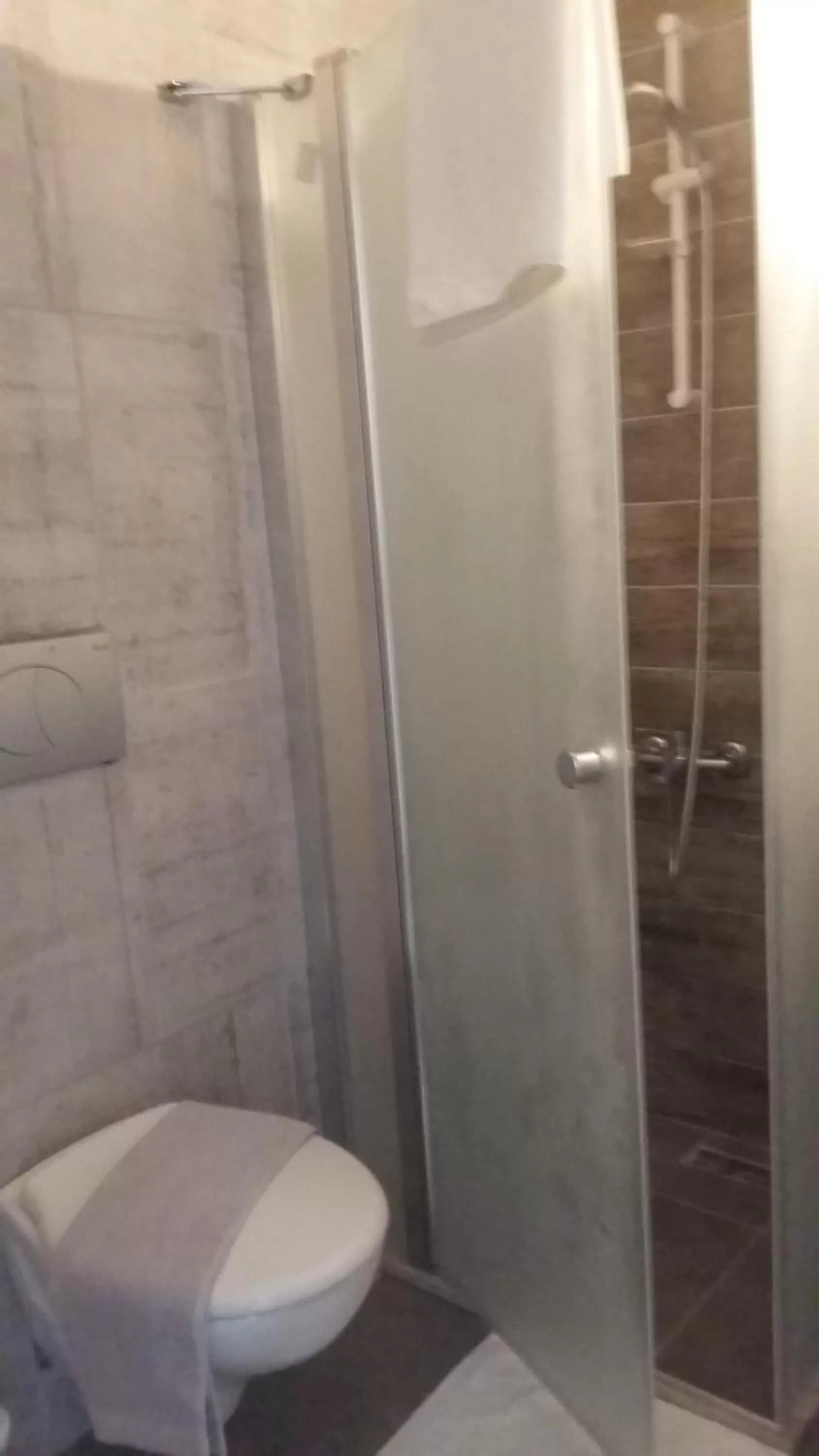 Economy Twin Room in Nicea Hotel