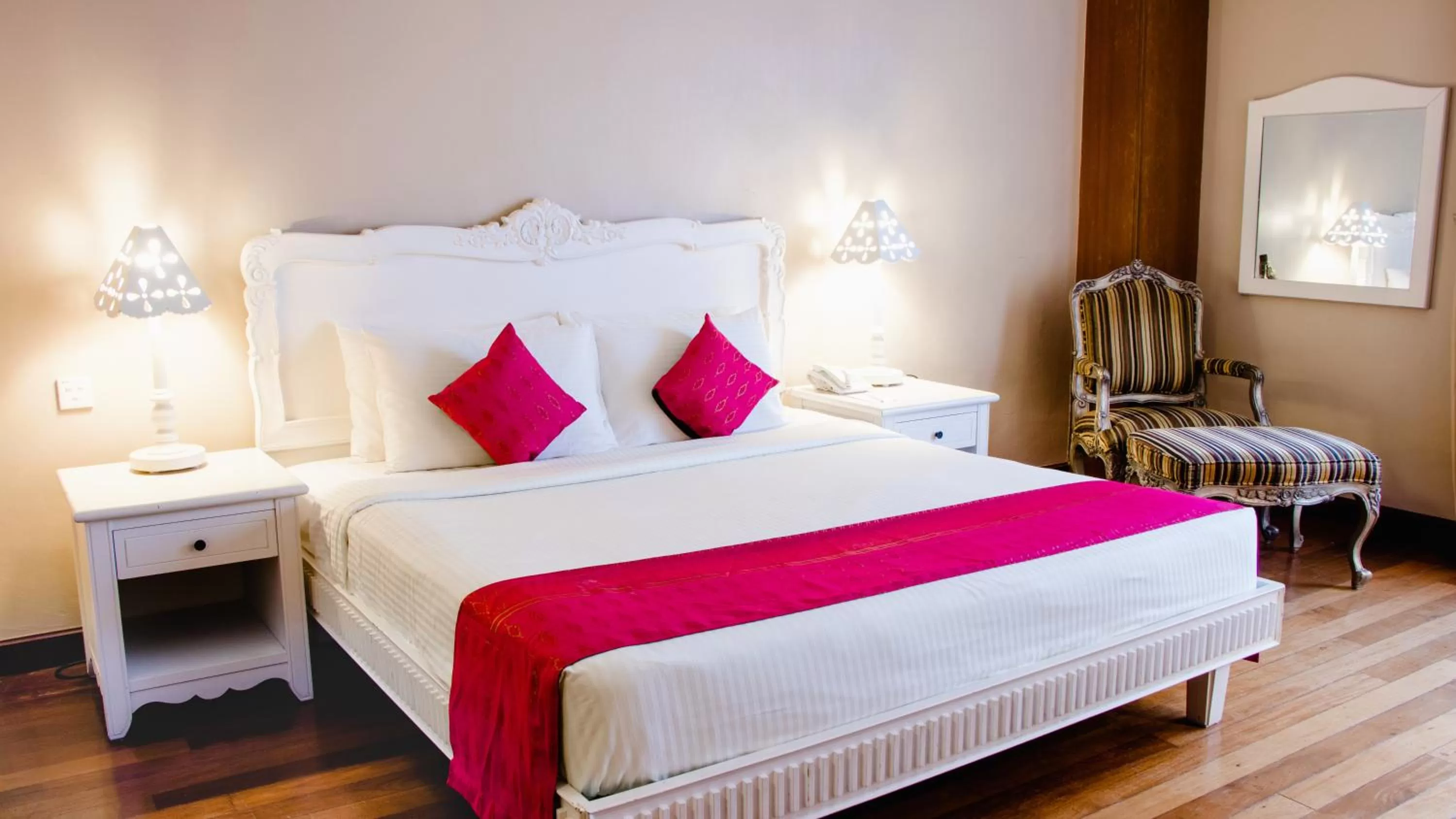 Family Room in Colmar Tropicale