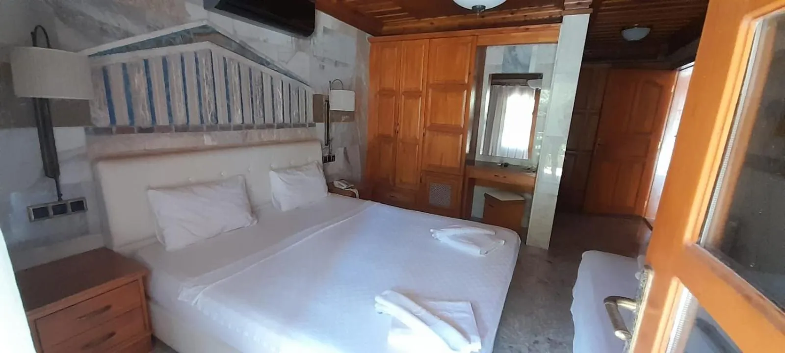 Double or Twin Room with Balcony - single occupancy in Bc Spa Hotel