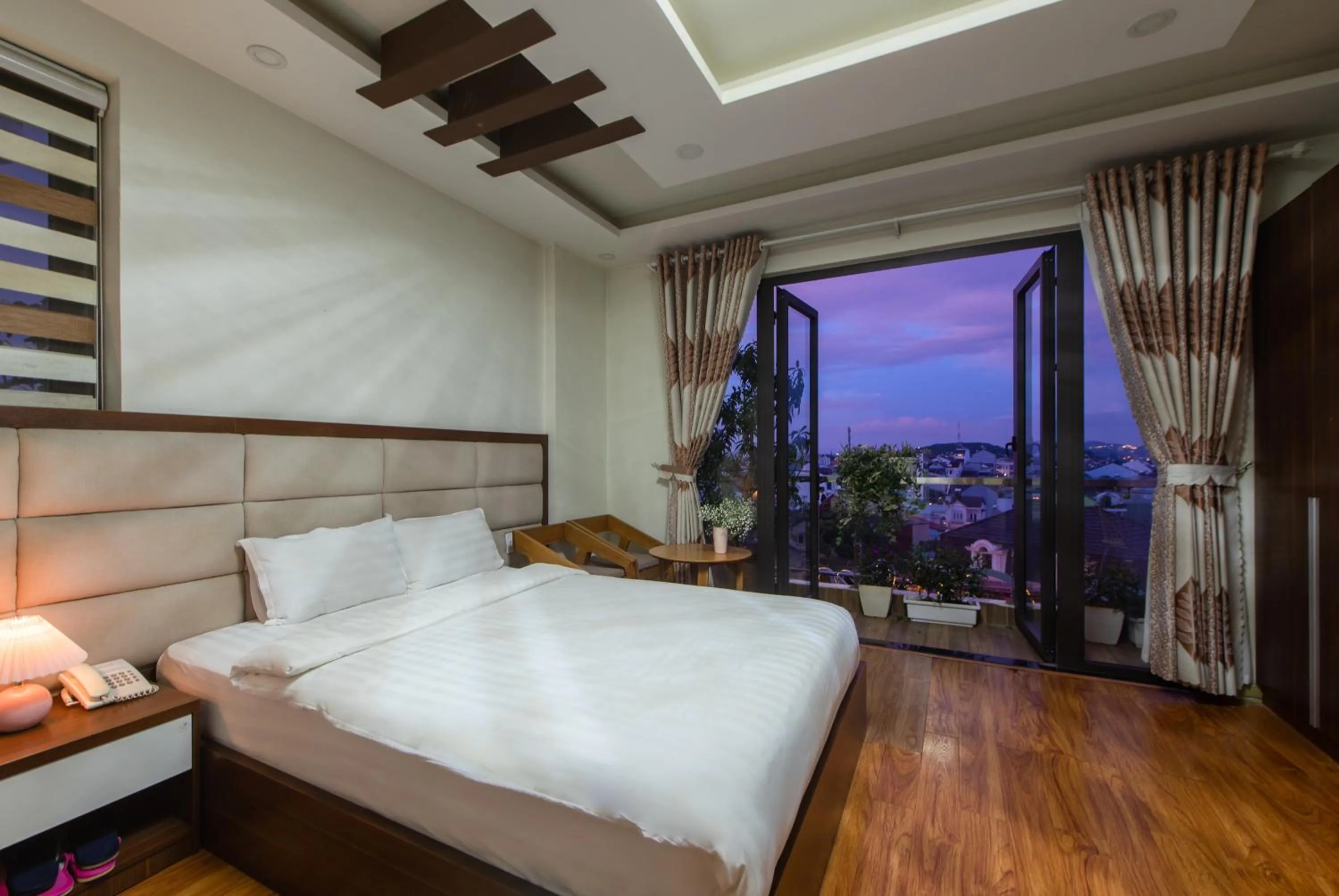 Quadruple Room with Balcony in Tasme Hotel