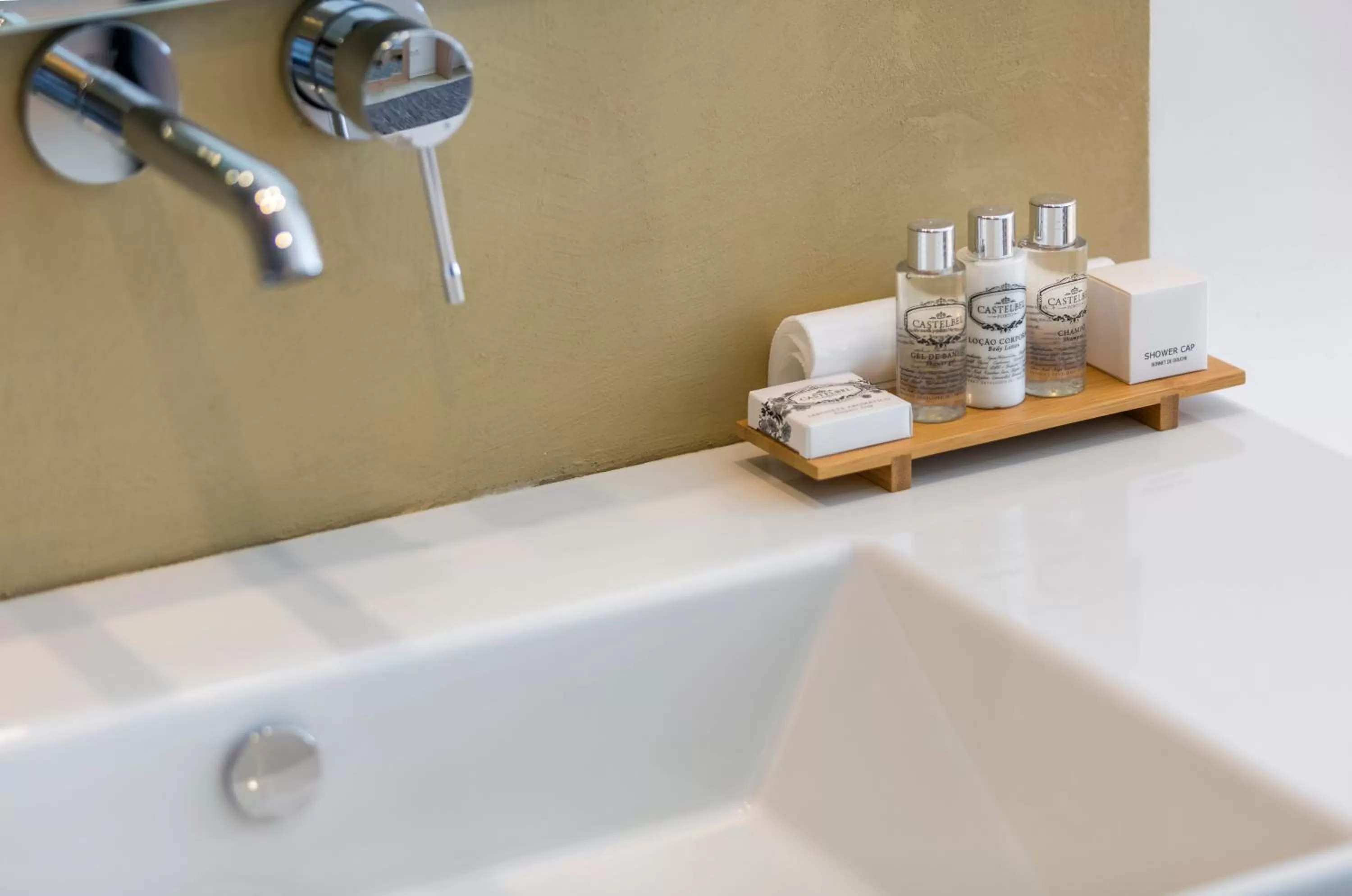 Double or Twin Room with City View in Lagos Avenida Hotel