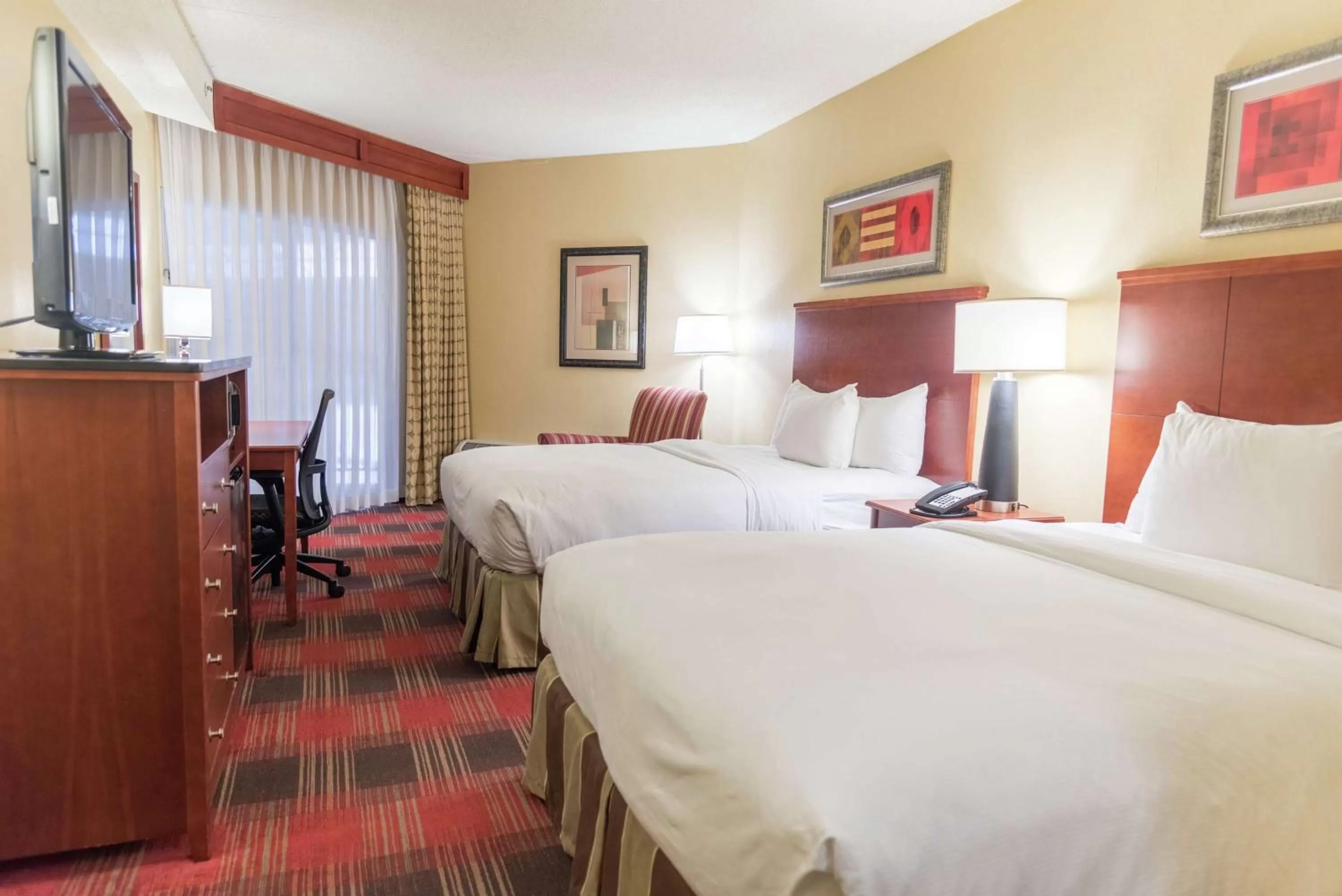 Queen Room with Two Queen Beds - Direct Pool Access in DoubleTree by Hilton Holland
