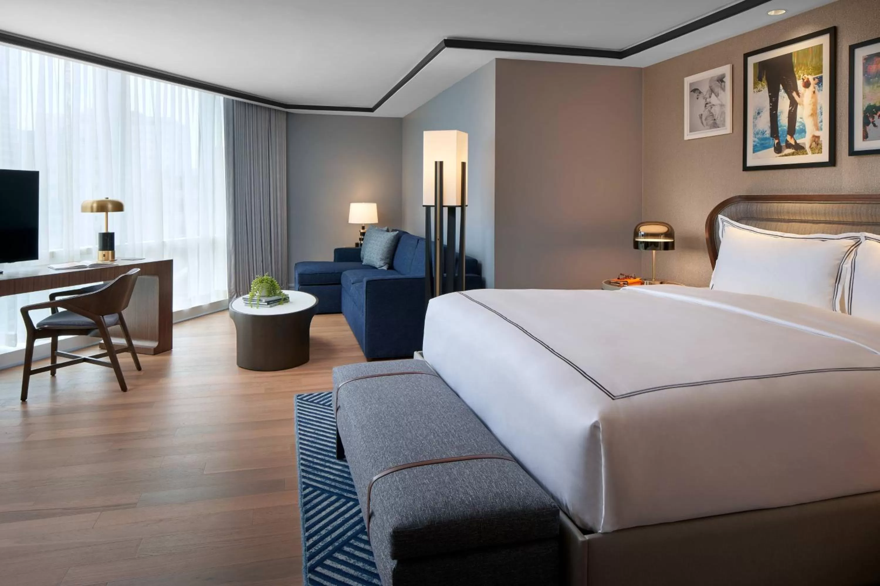 Large Guest room with King Bed in The Opus Westchester, Autograph Collection