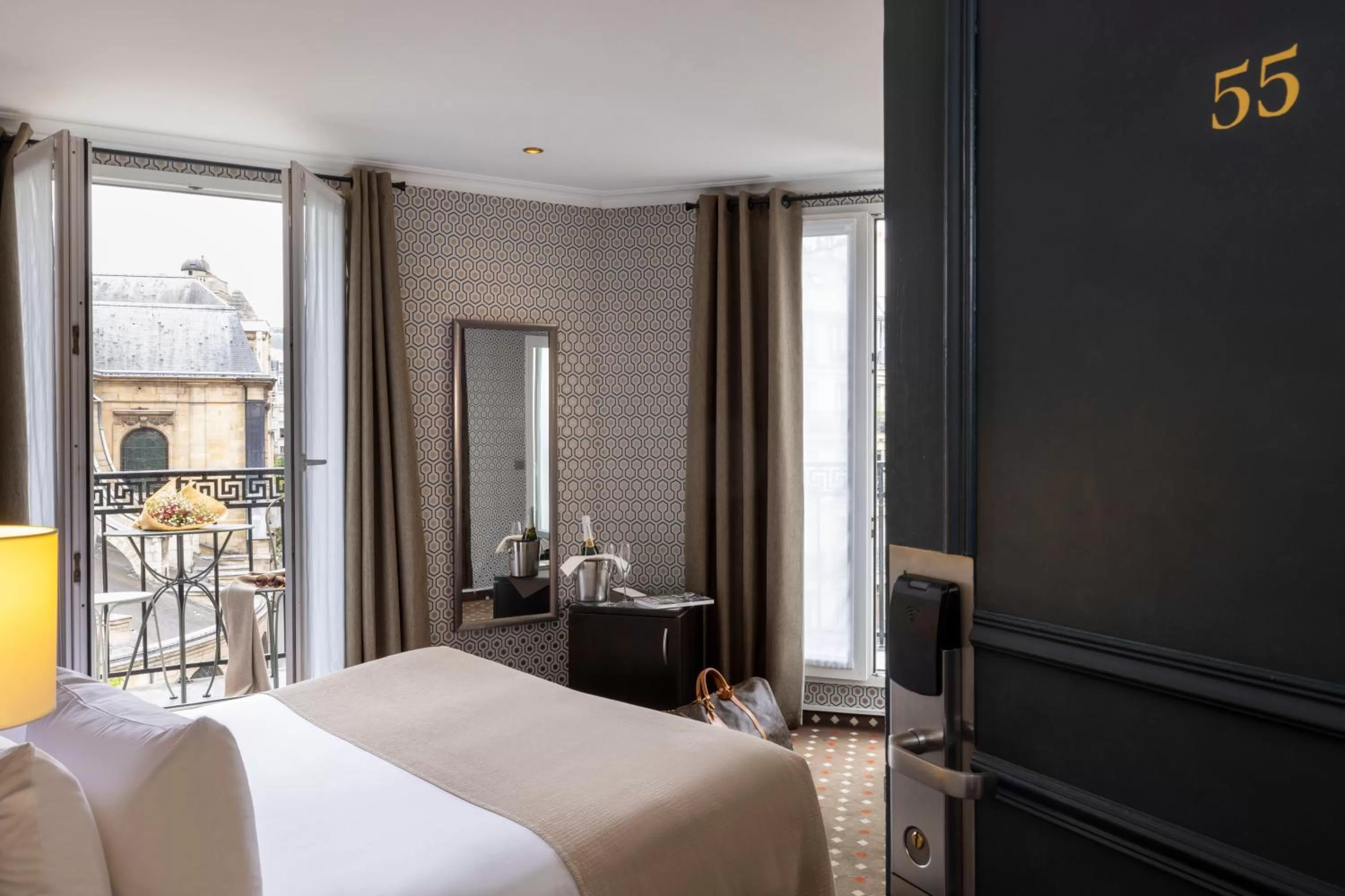 Superior Double Room with Balcony in Hotel Abbatial Saint Germain