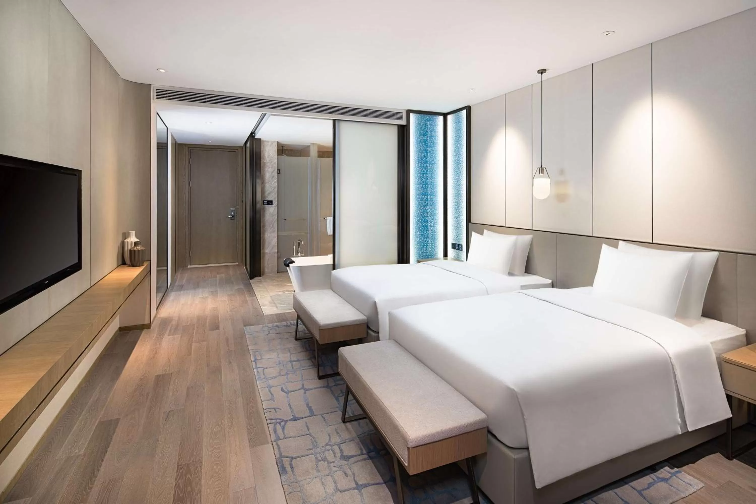 Deluxe Room in Radisson Blu Hangzhou Xintiandi