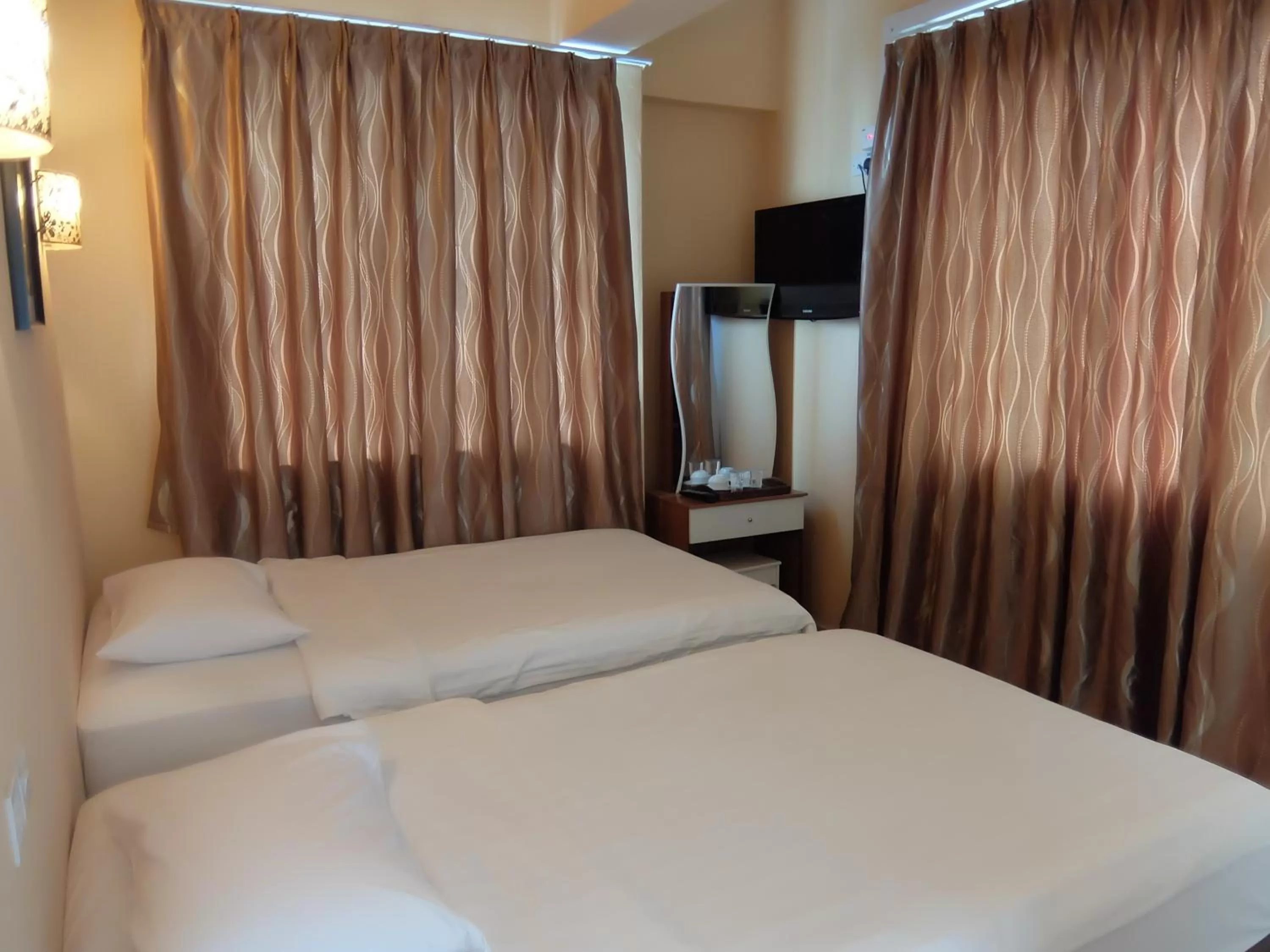Deluxe Twin Room in YaJu Hotel