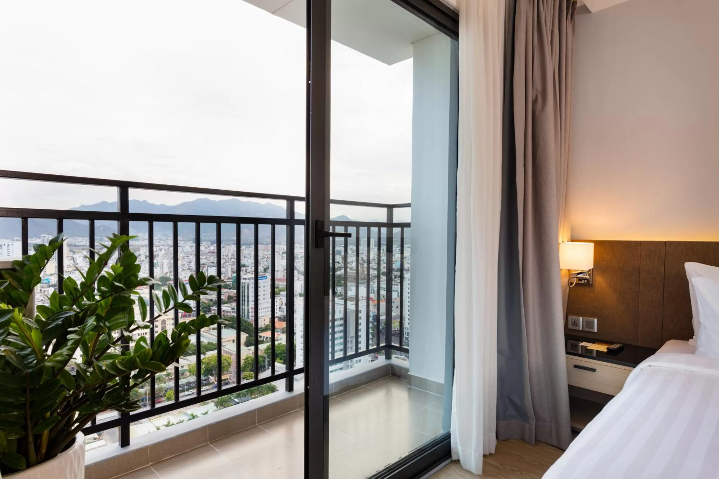 Premier Double City View & Partial Sea View in DQua Hotel