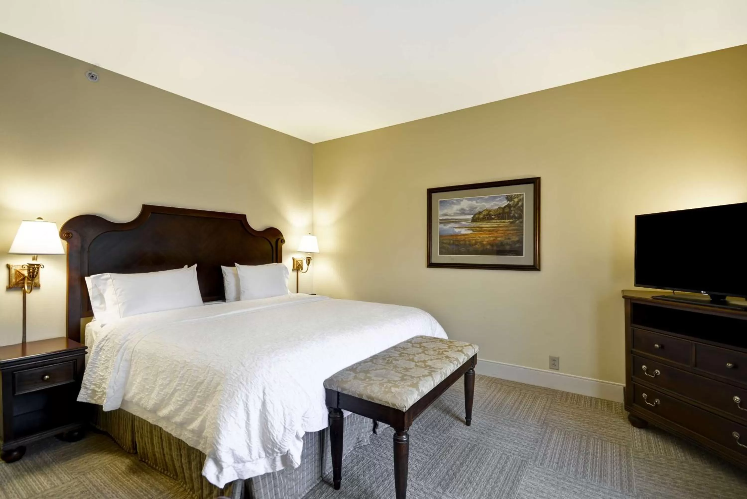 King Room with King Bed - Non-Smoking in Hampton Inn & Suites Savannah Historic District