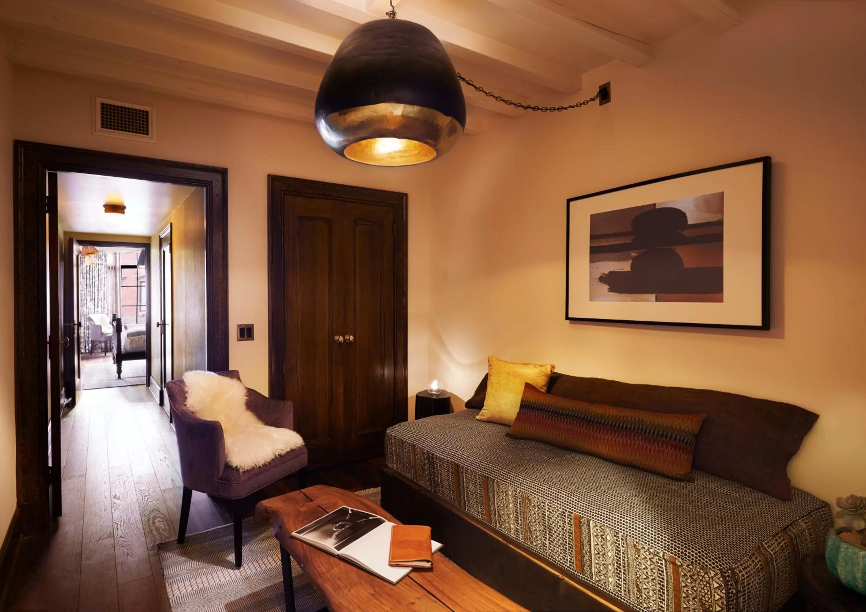 Double Room with Sitting Area in The Ludlow Hotel