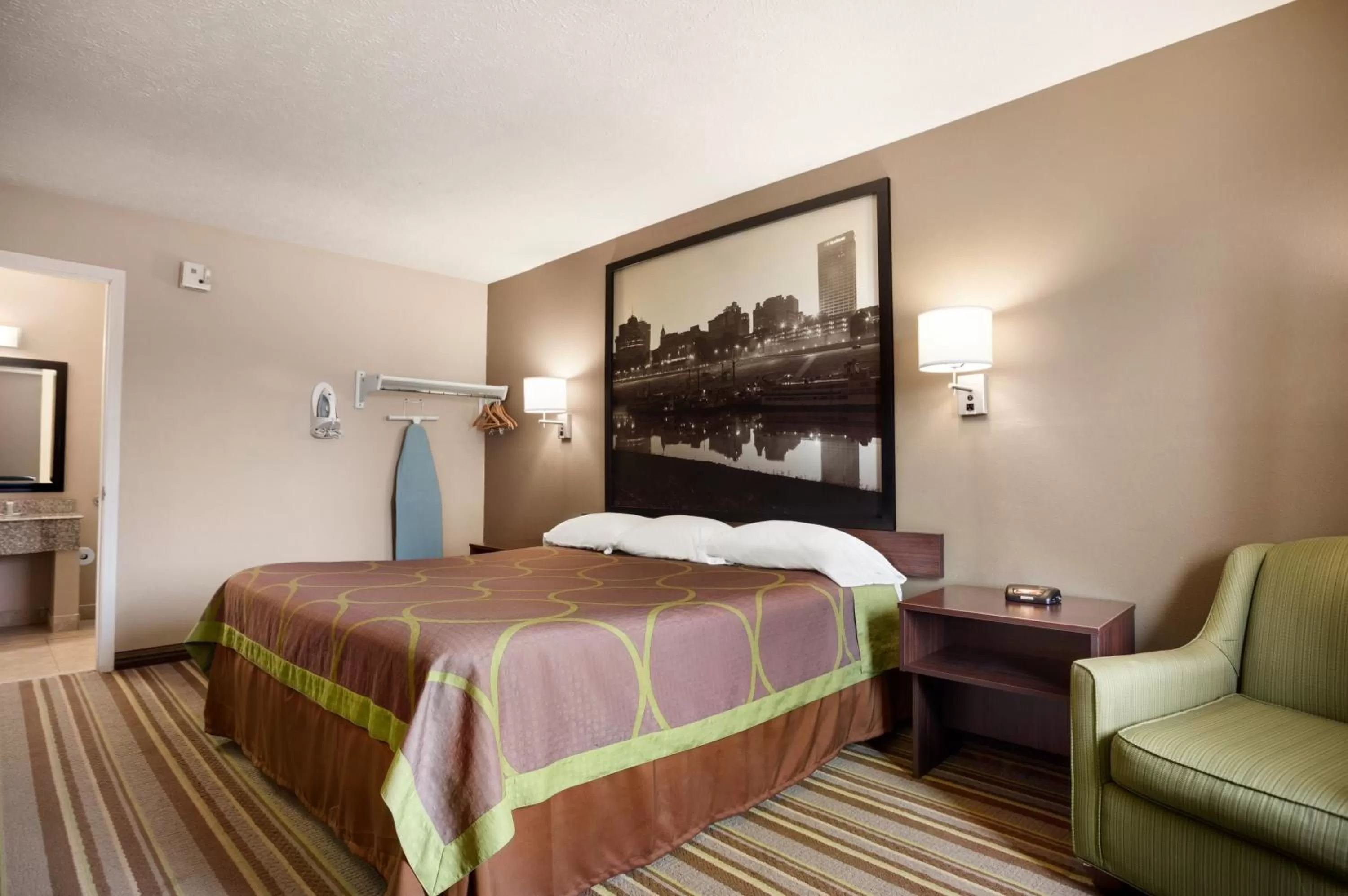 Queen Room - Disability Access - Non-Smoking in Super 8 by Wyndham Jackson