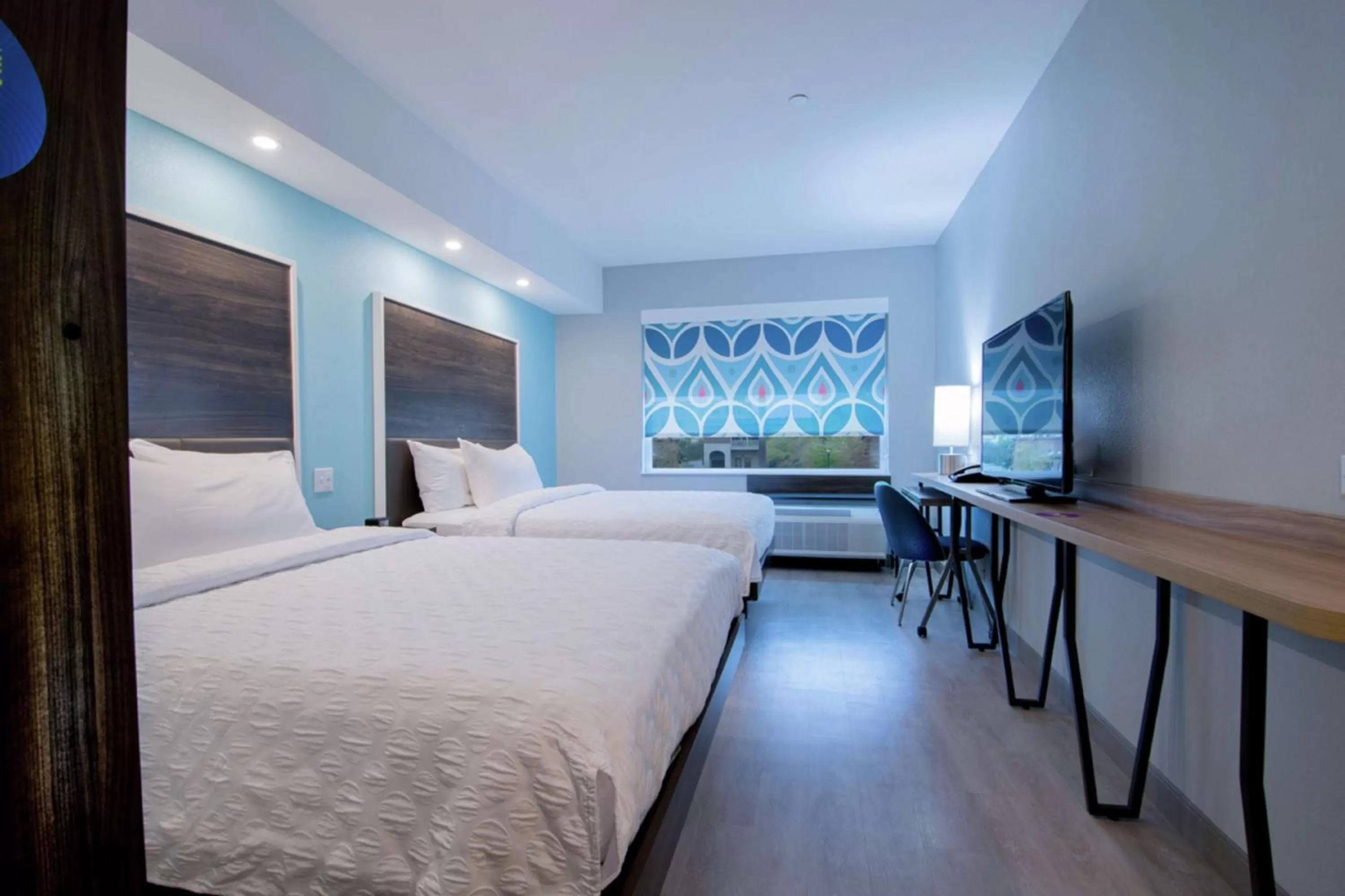 Queen Room with Two Queen Beds in Tru by Hilton Lafayette River Ranch