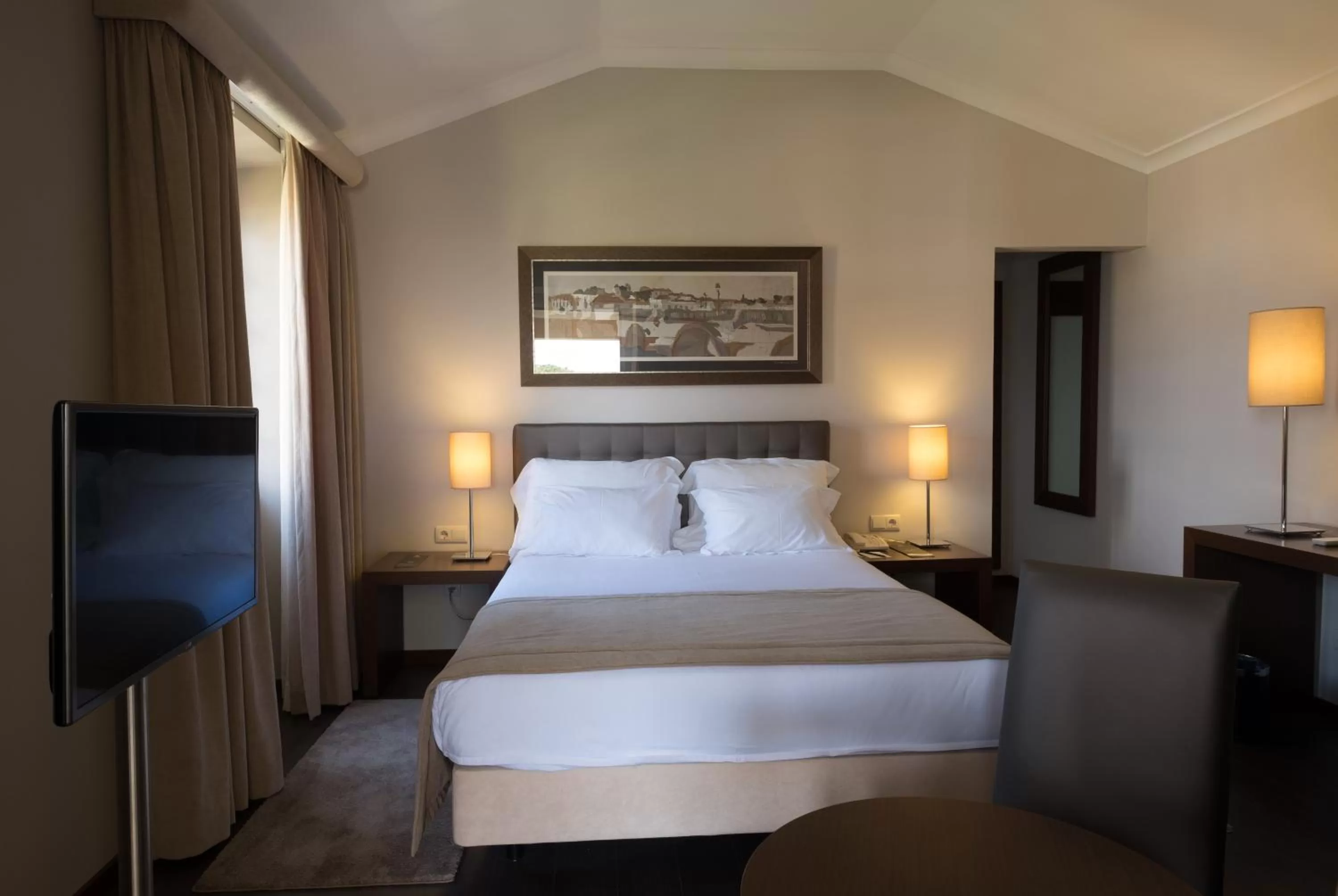 Family Suite (2 Adults + 2 Children) in Vila Gale Albacora