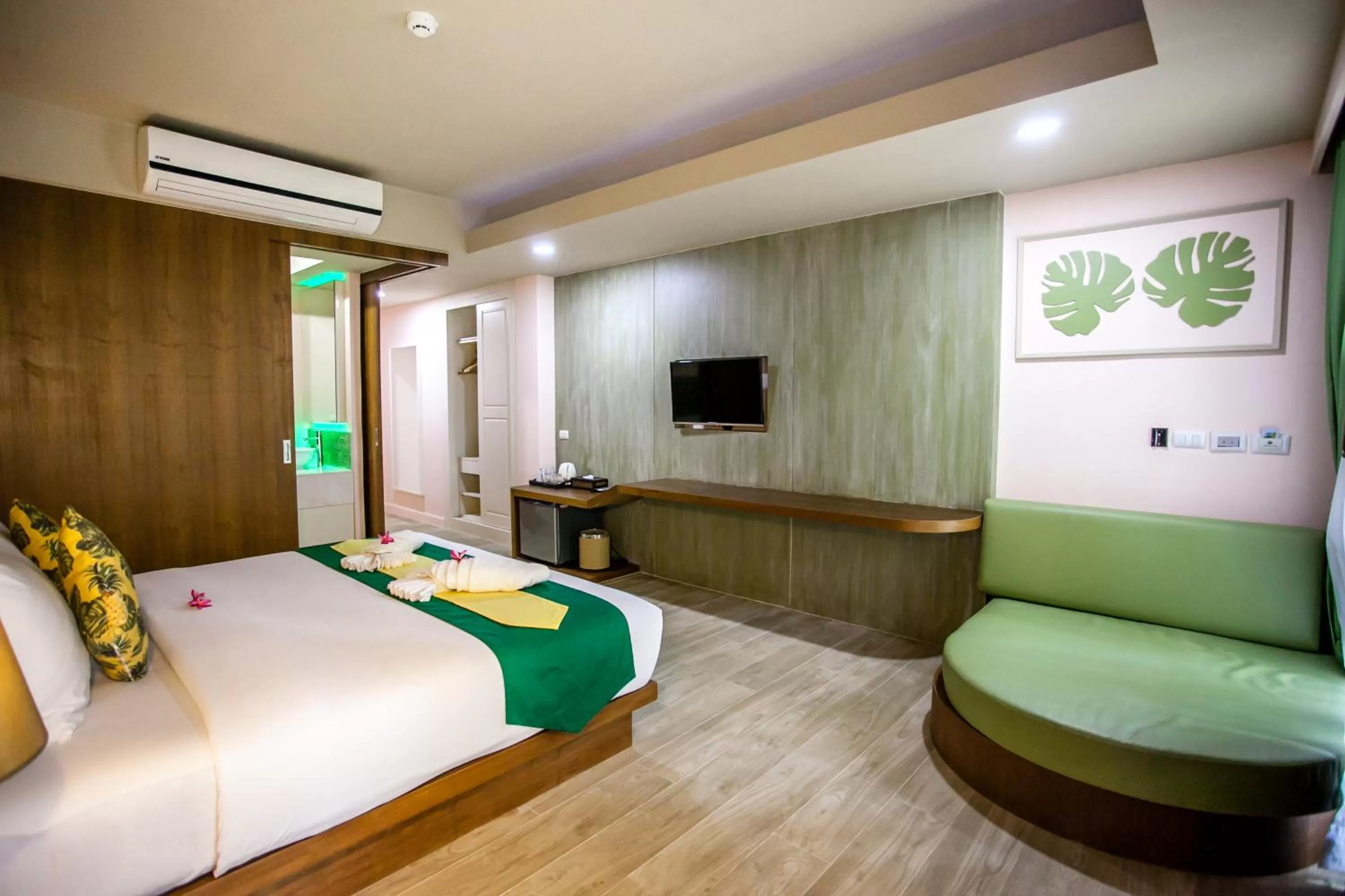 Premier Spa Villa in HULA HULA RESORT l truly tropical and fun wellness