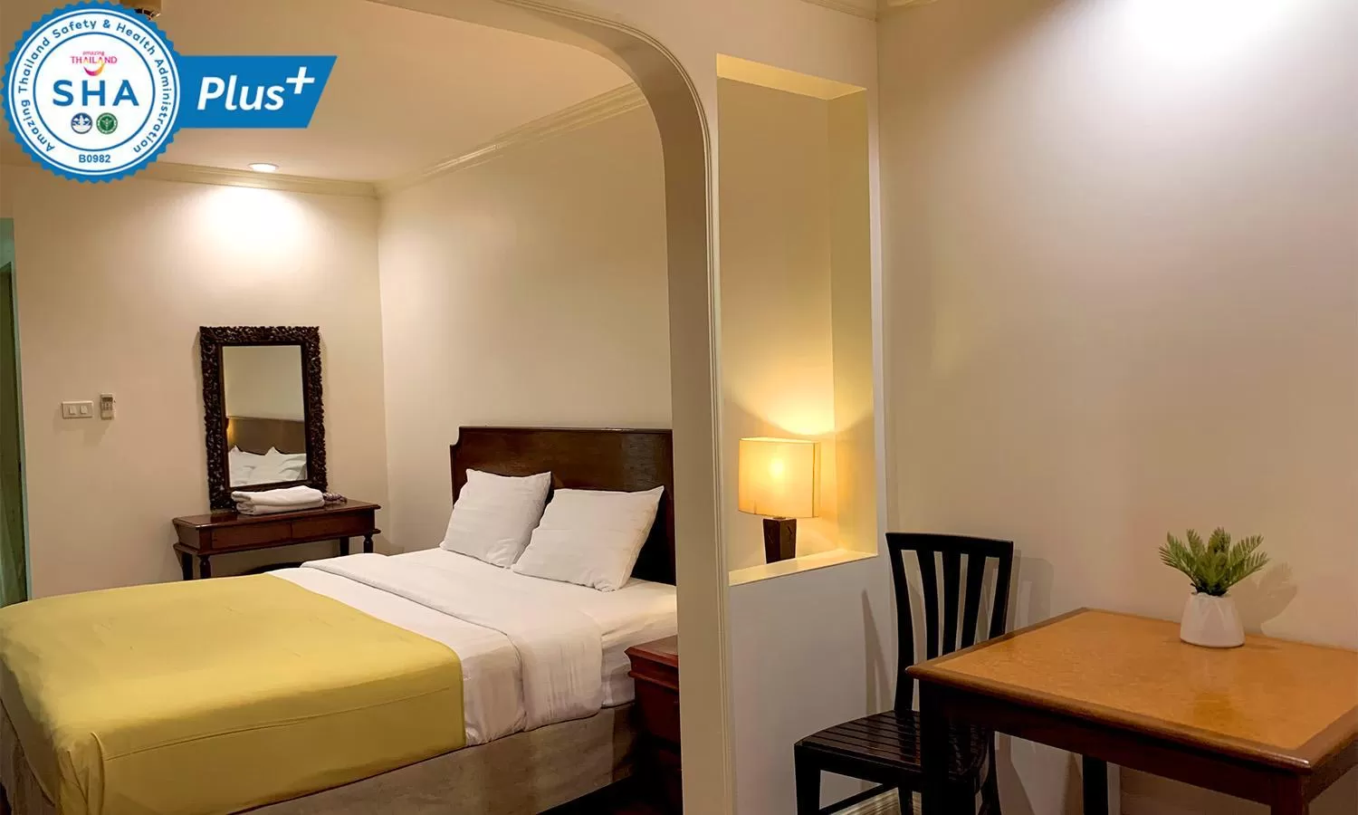 Studio Double or Twin Room in The Victory Residences Bangkok