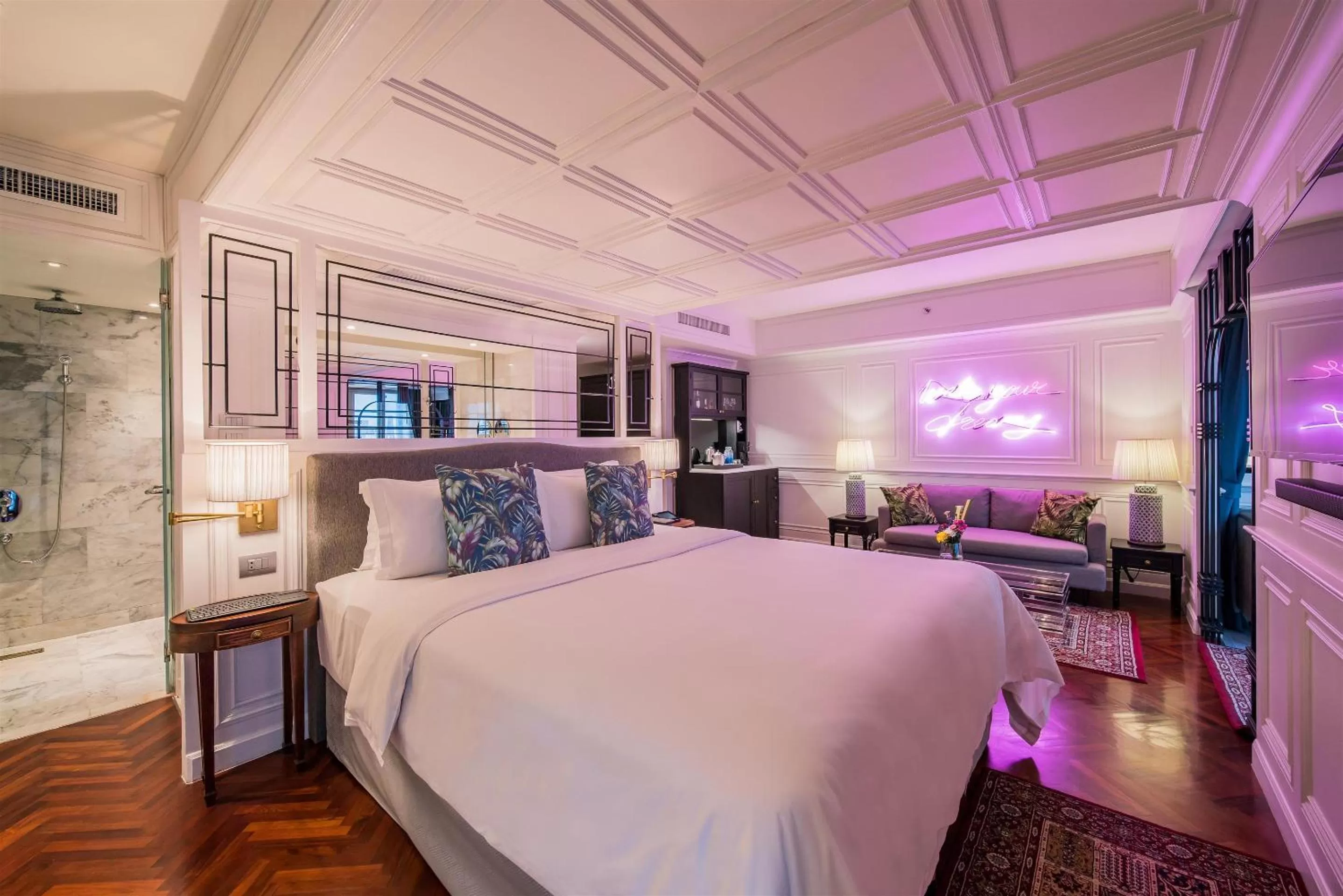 Akara Suite in Akara Hotel