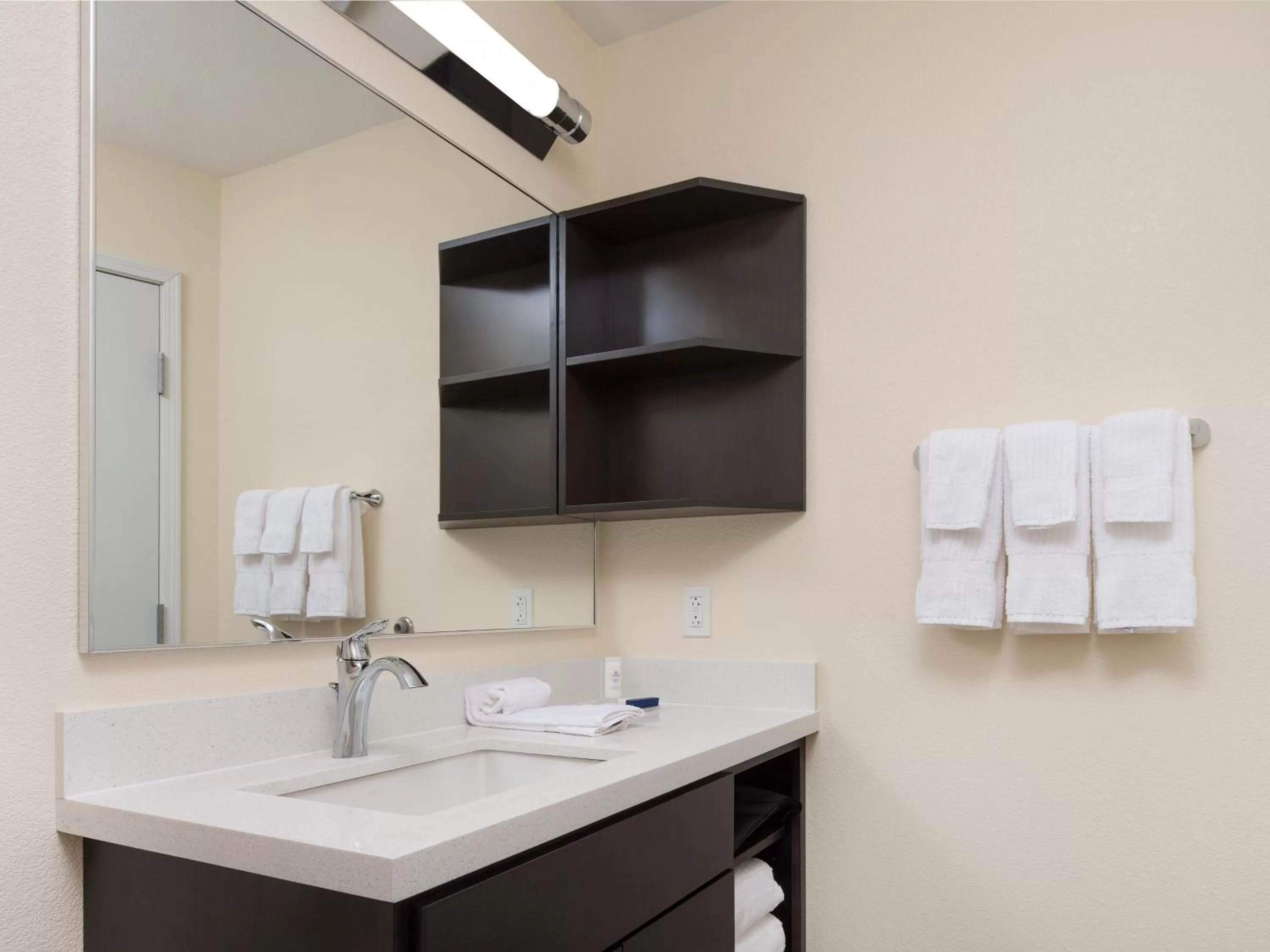 King Studio Suite - Hearing Accessible/Non-Smoking in Candlewood Suites Enid by IHG