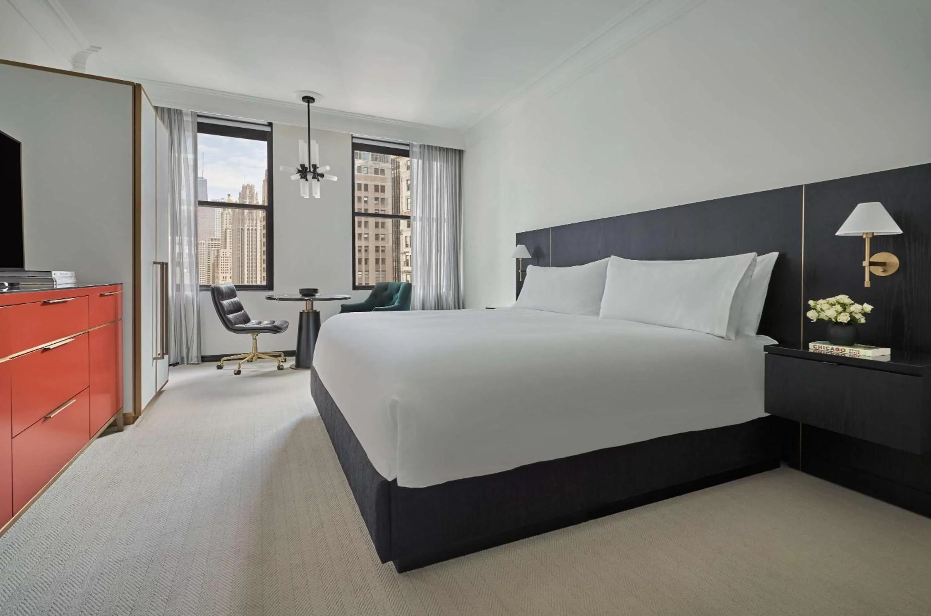 Accessible King Guest Room in Pendry Chicago