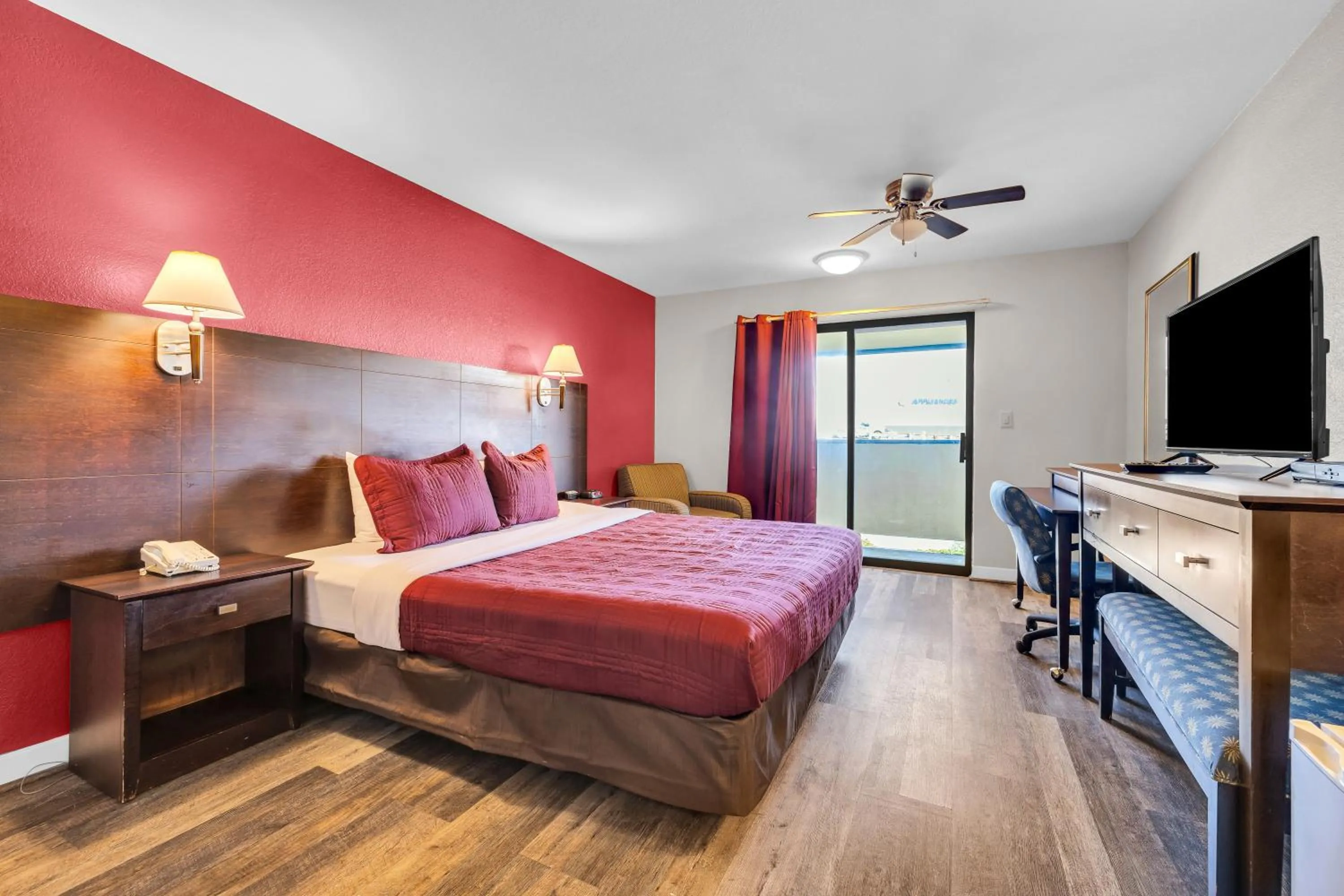 Single Room in Bay Breeze Inn