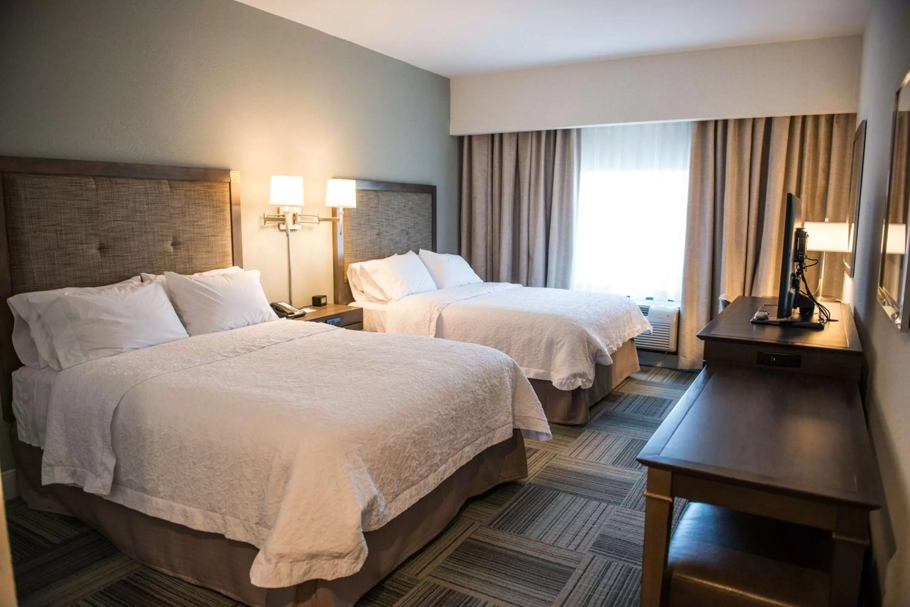 Queen Room with Two Queen Beds and Roll-In Shower - Mobility and Hearing Access/Non-Smoking in Hampton Inn Bainbridge, GA