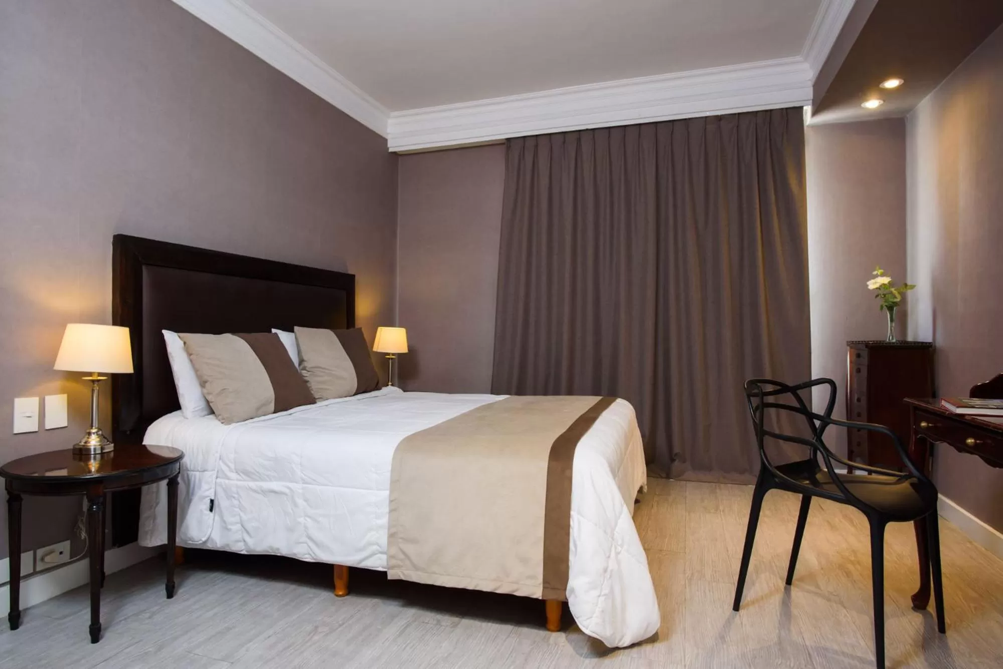 Standard Double Room in 1253 Recoleta Small Hotel