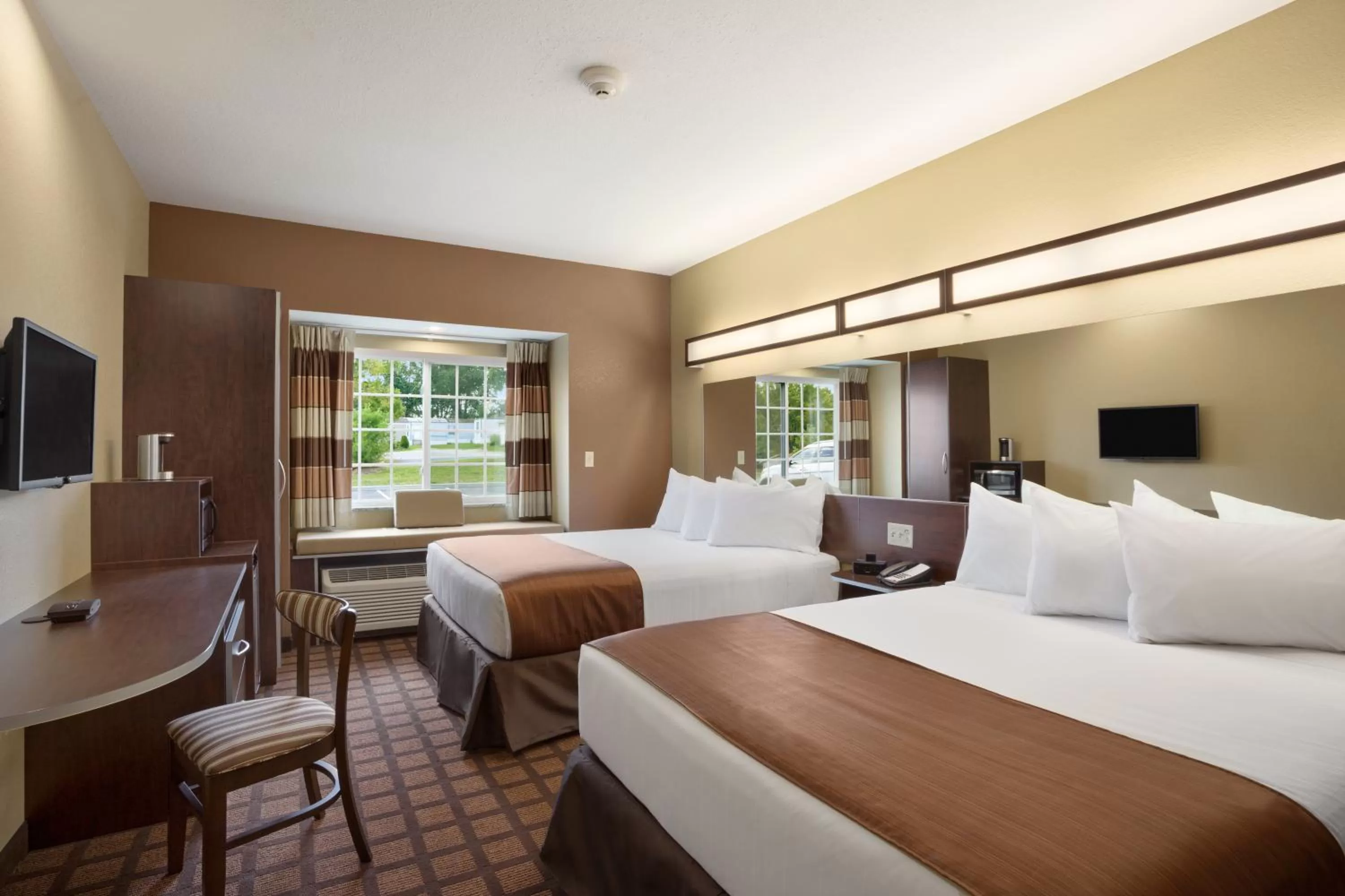 Queen Room with Two Queen Beds - Non-Smoking in Microtel Inn and Suites Carrollton