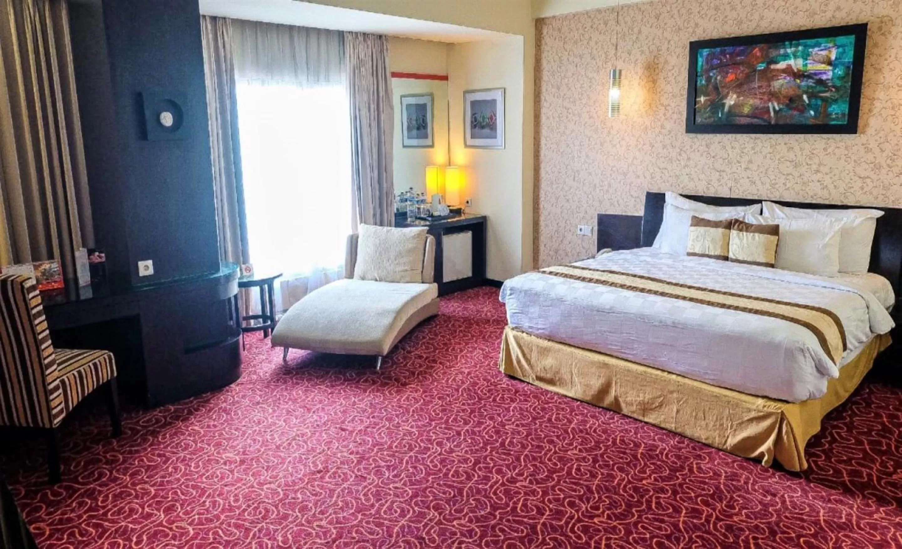 Executive Suite in Swiss-Belhotel Silae Palu