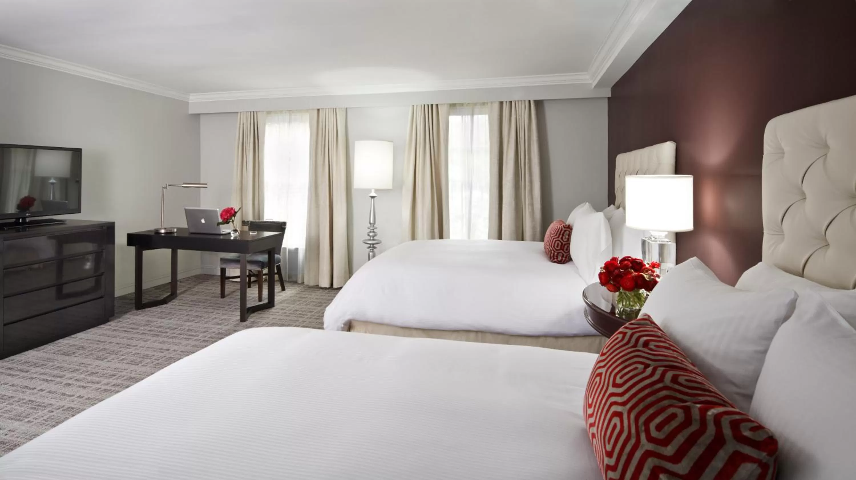 Queen Room with Two Queen Beds - Mobility/Hearing Accessible with Roll-In Shower in The Graham Georgetown