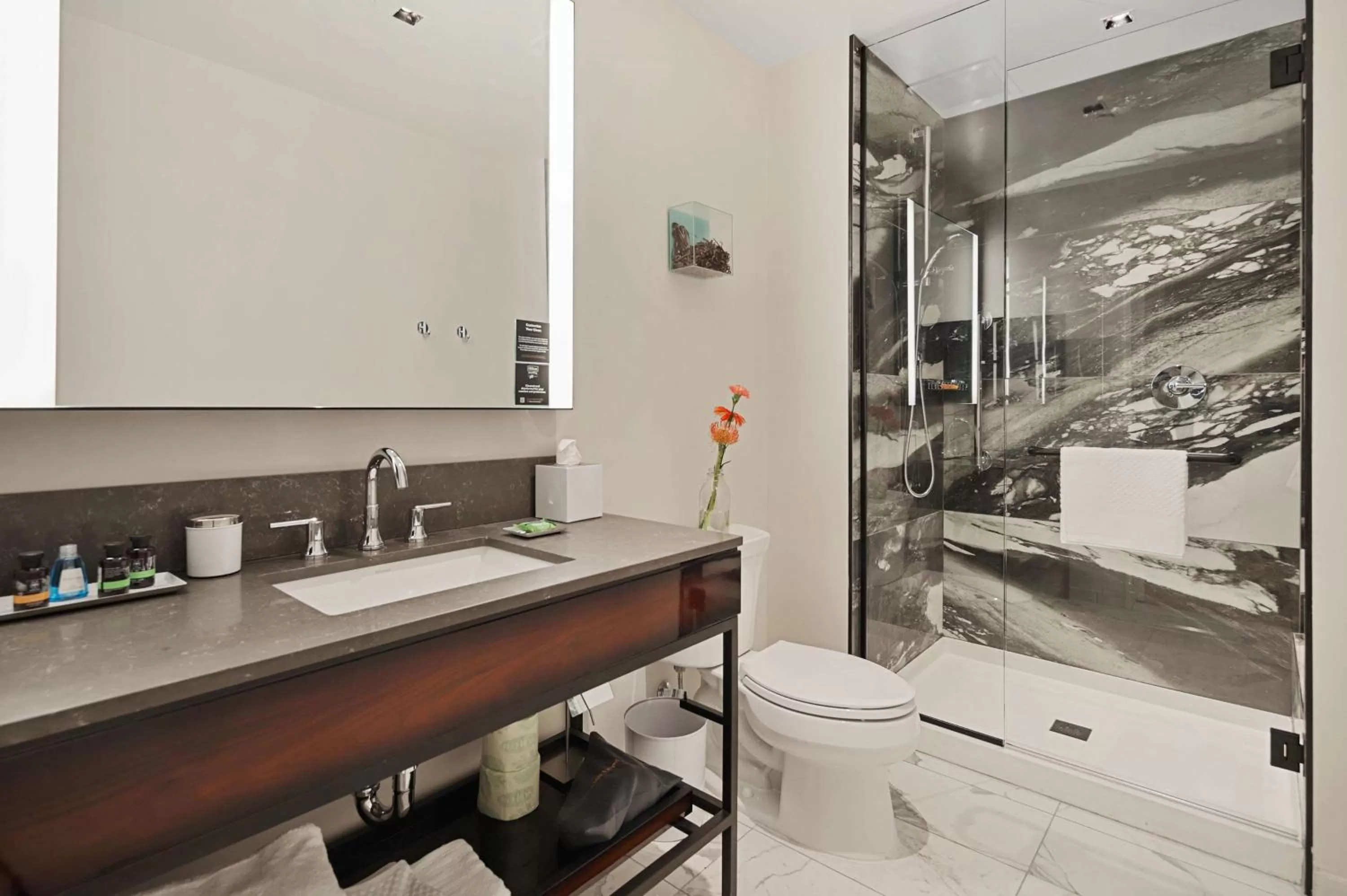 King Room in Canopy By Hilton Memphis Downtown