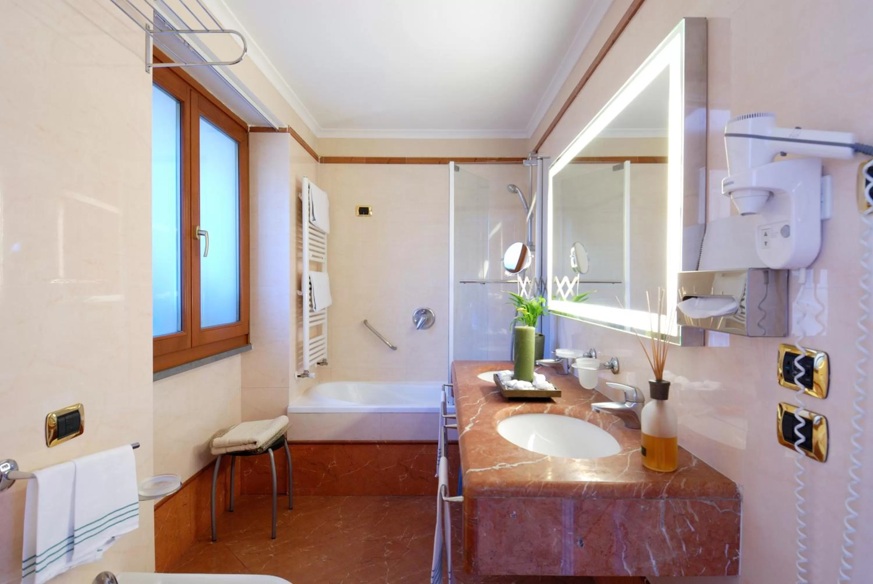 Superior Double Room in Hotel Forum