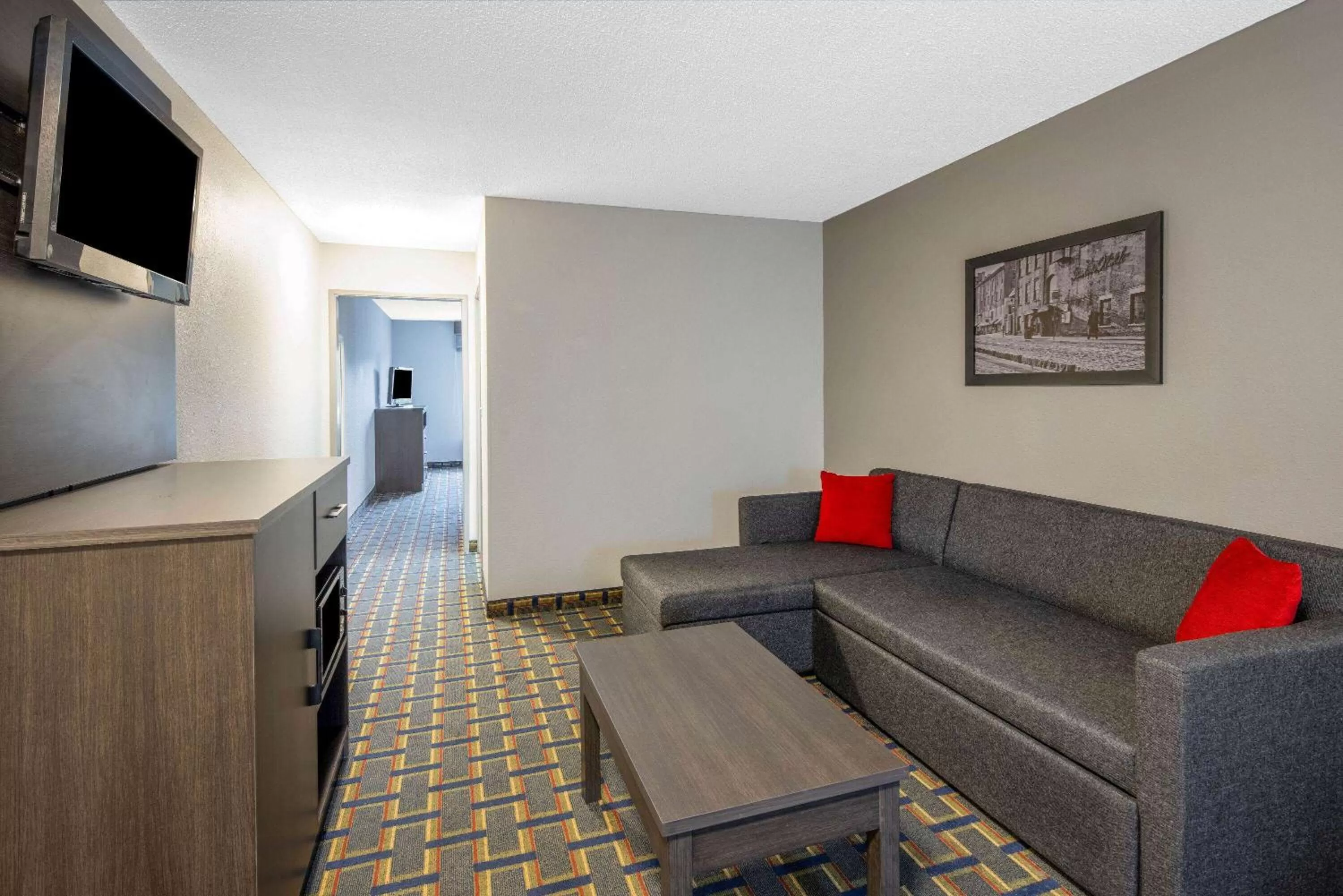 King Studio Suite - Non-Smoking in Baymont by Wyndham Pooler/Savannah