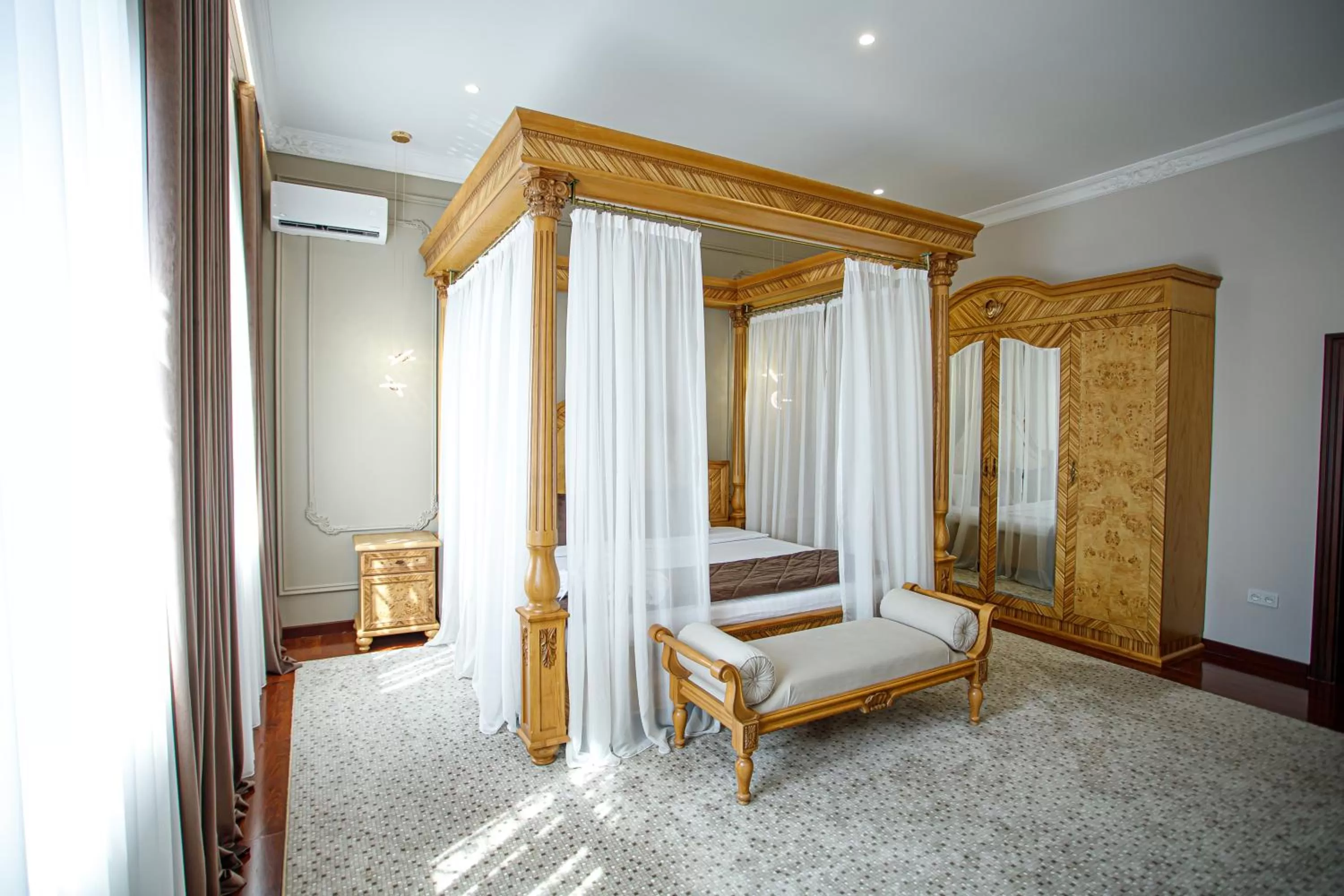 Senior Suite - single occupancy in Ichan Qal'a Premium Class Hotel