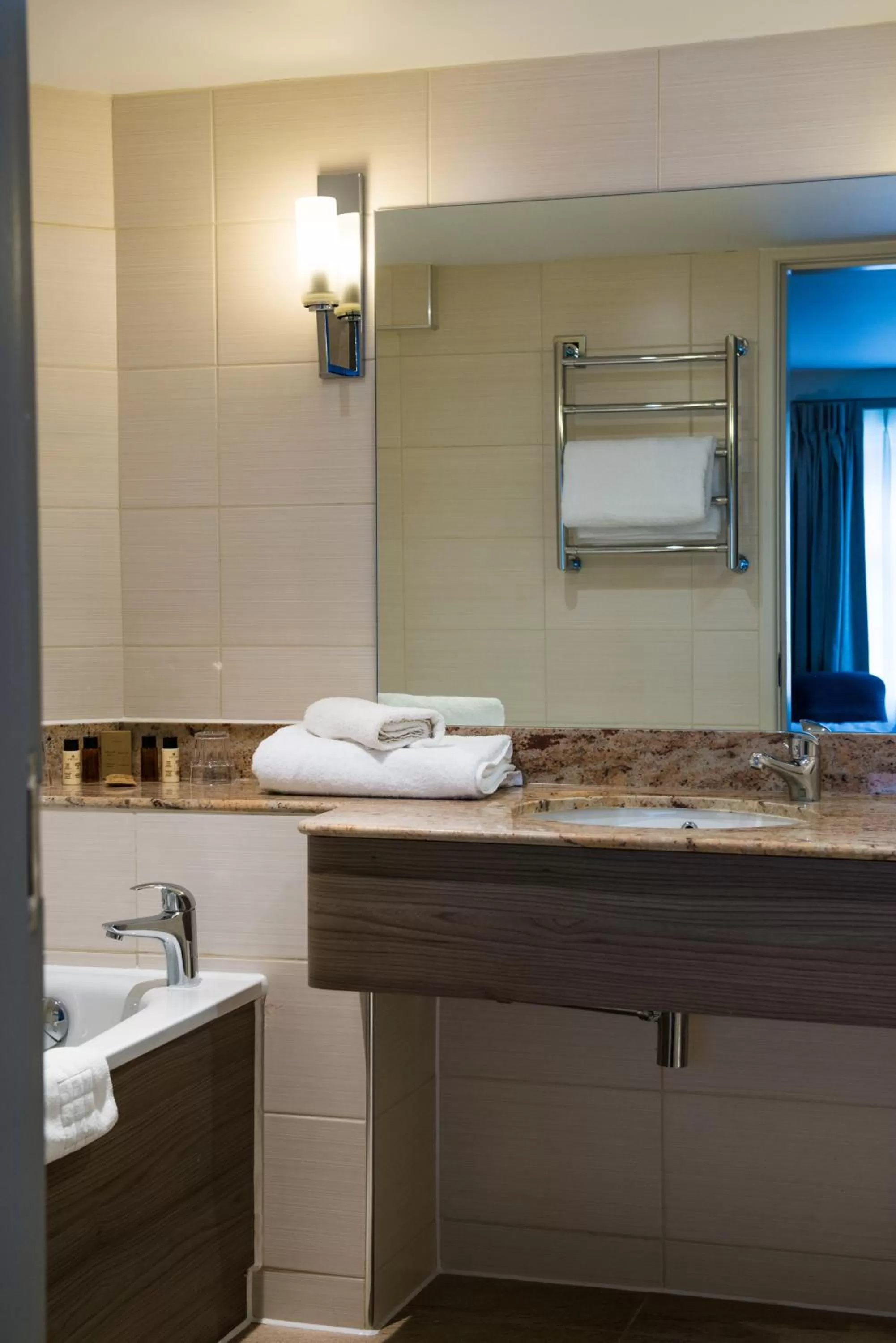 Court Twin Room in Judge's Lodging