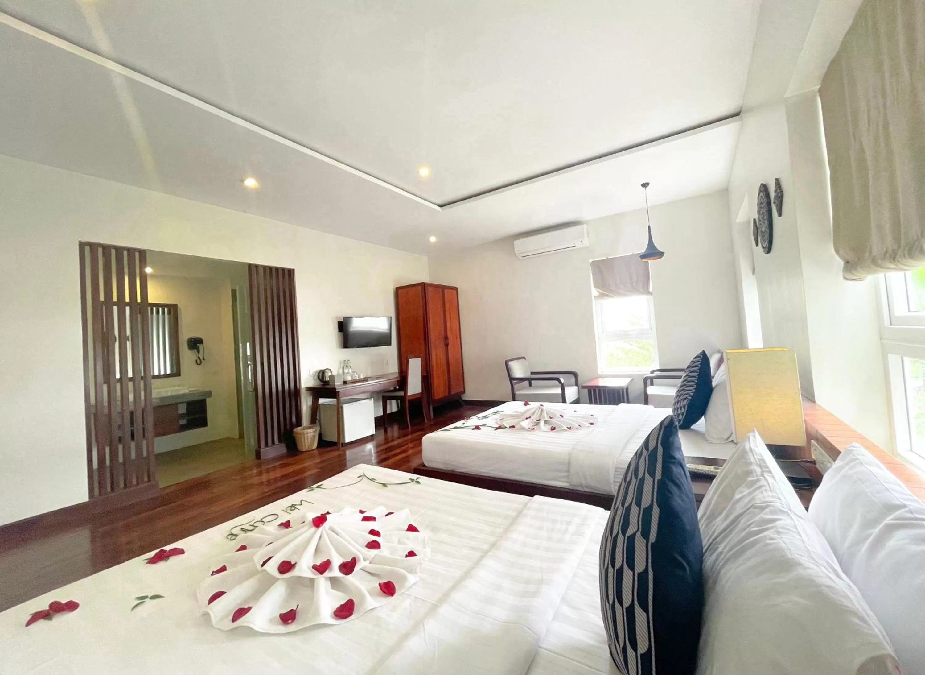Family Deluxe - Free Pick Up in Indra Angkor Residence