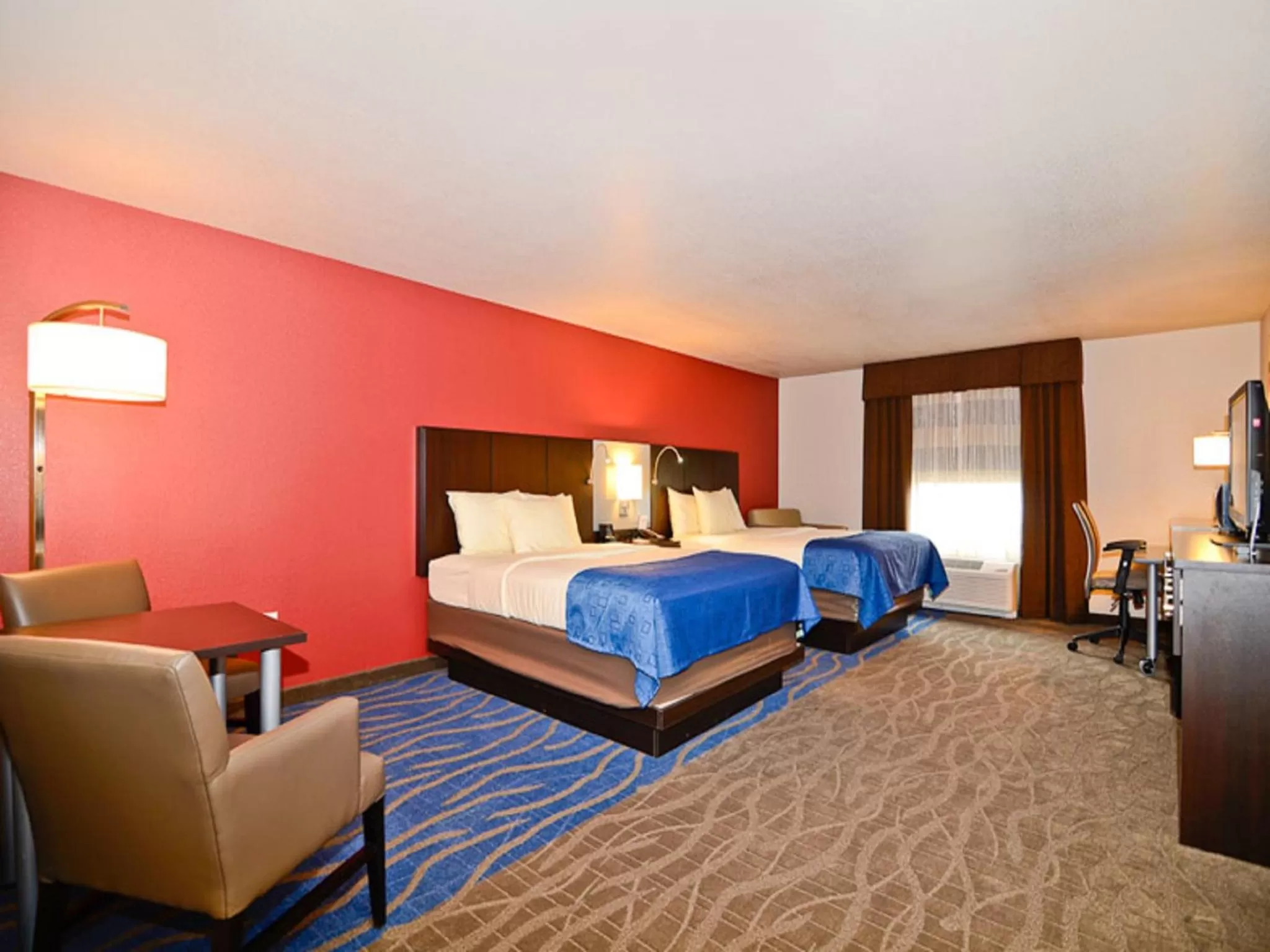 Queen Room with Two Queen Beds in Astoria Hotel & Event Center