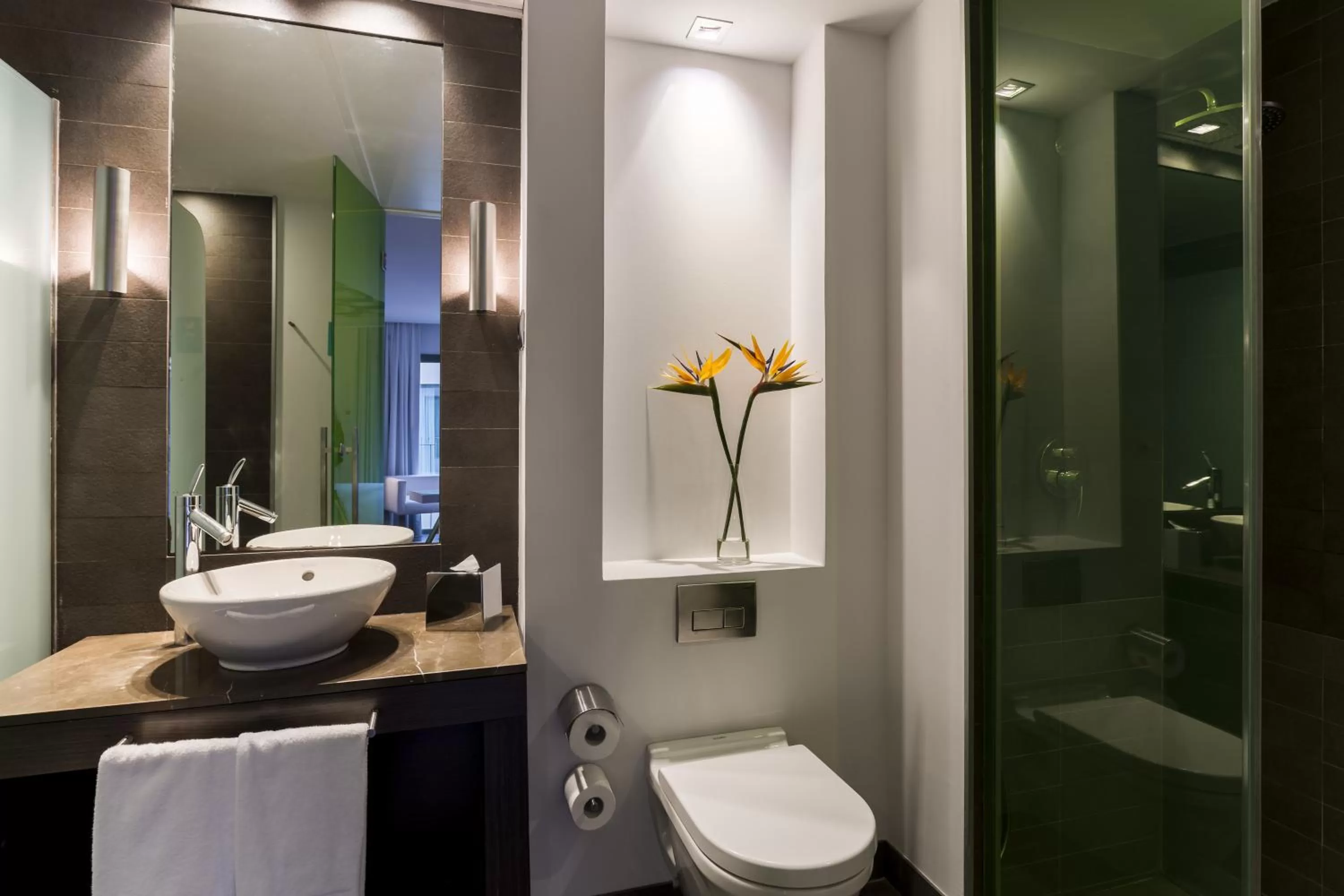 Double or Twin Room with Balcony in Room Mate Carla, Barcelona