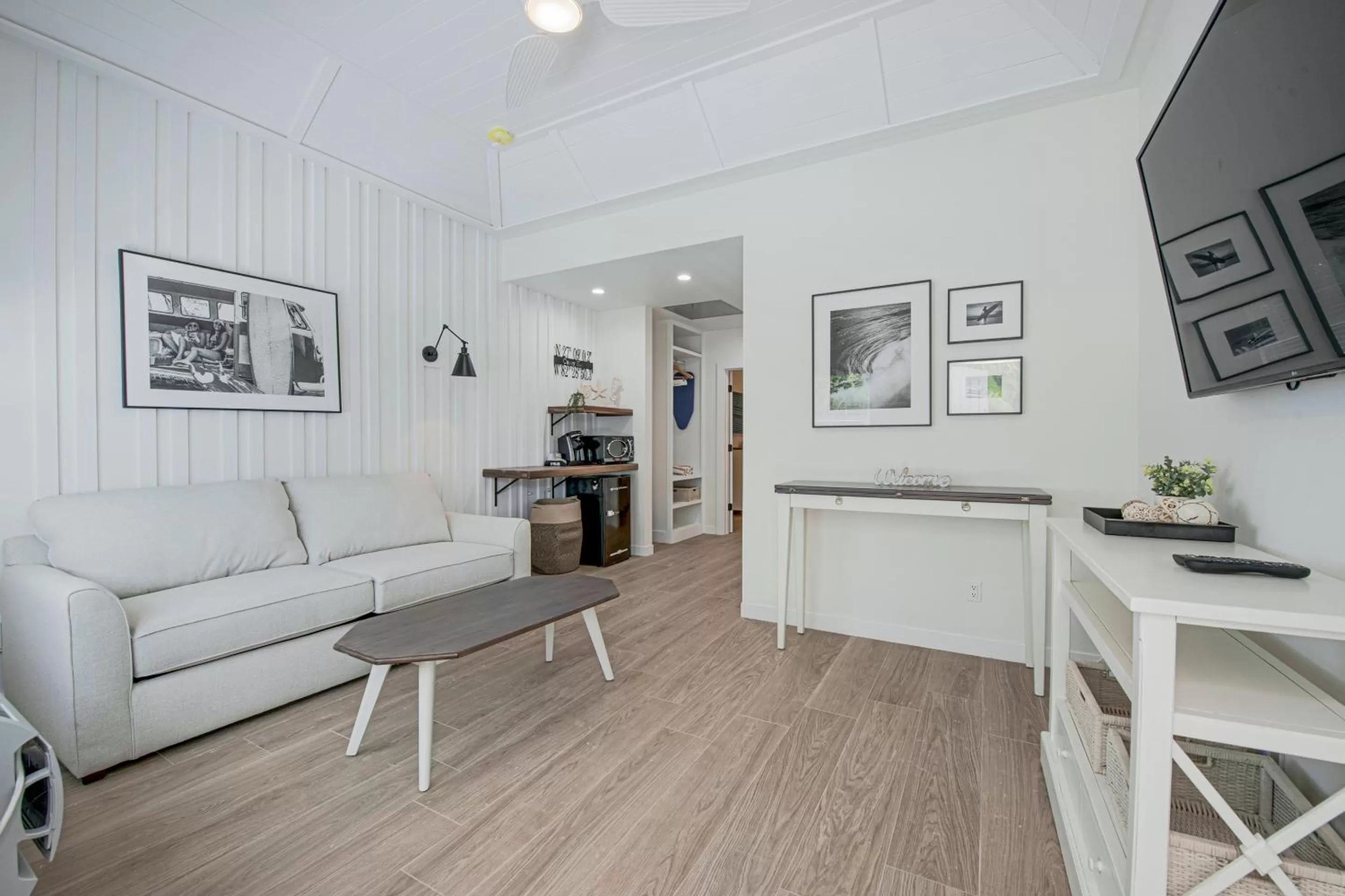 Beachfront 1 Bedroom King Suite in Casey Key Resorts - Beachfront