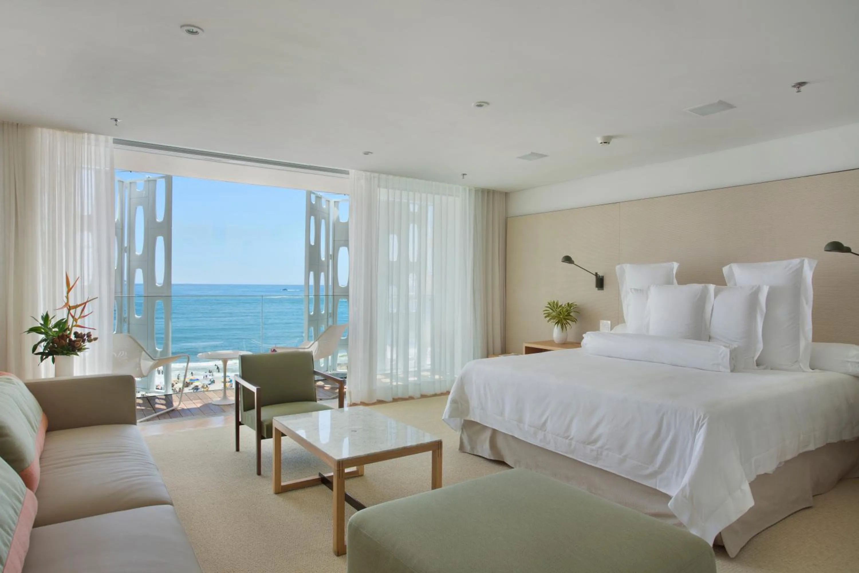 Ocean Junior Suite King Size Bed in Emiliano Rio