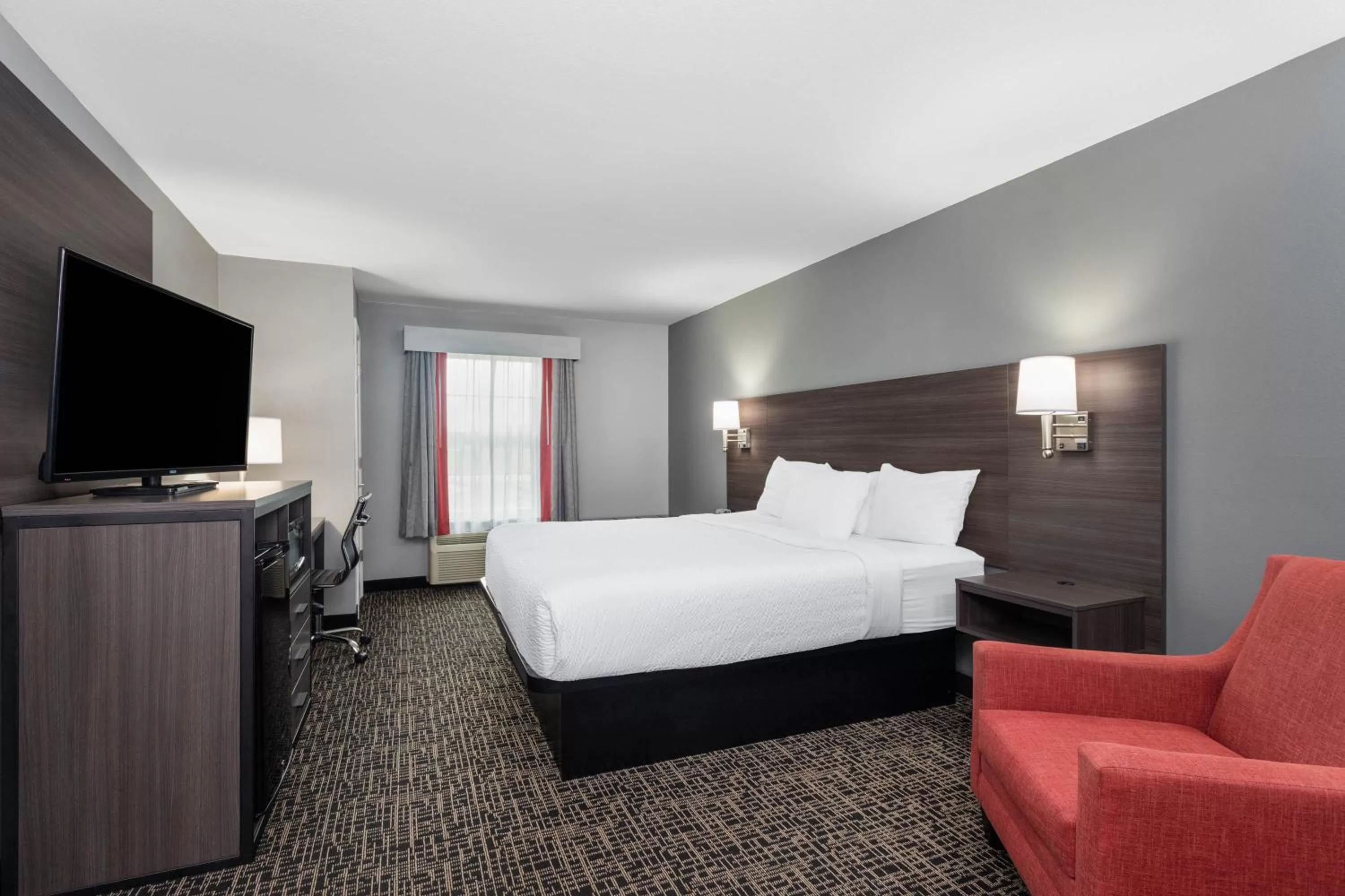 King Room - Accessible/Non-Smoking in Ramada by Wyndham Sellersburg/Louisville North