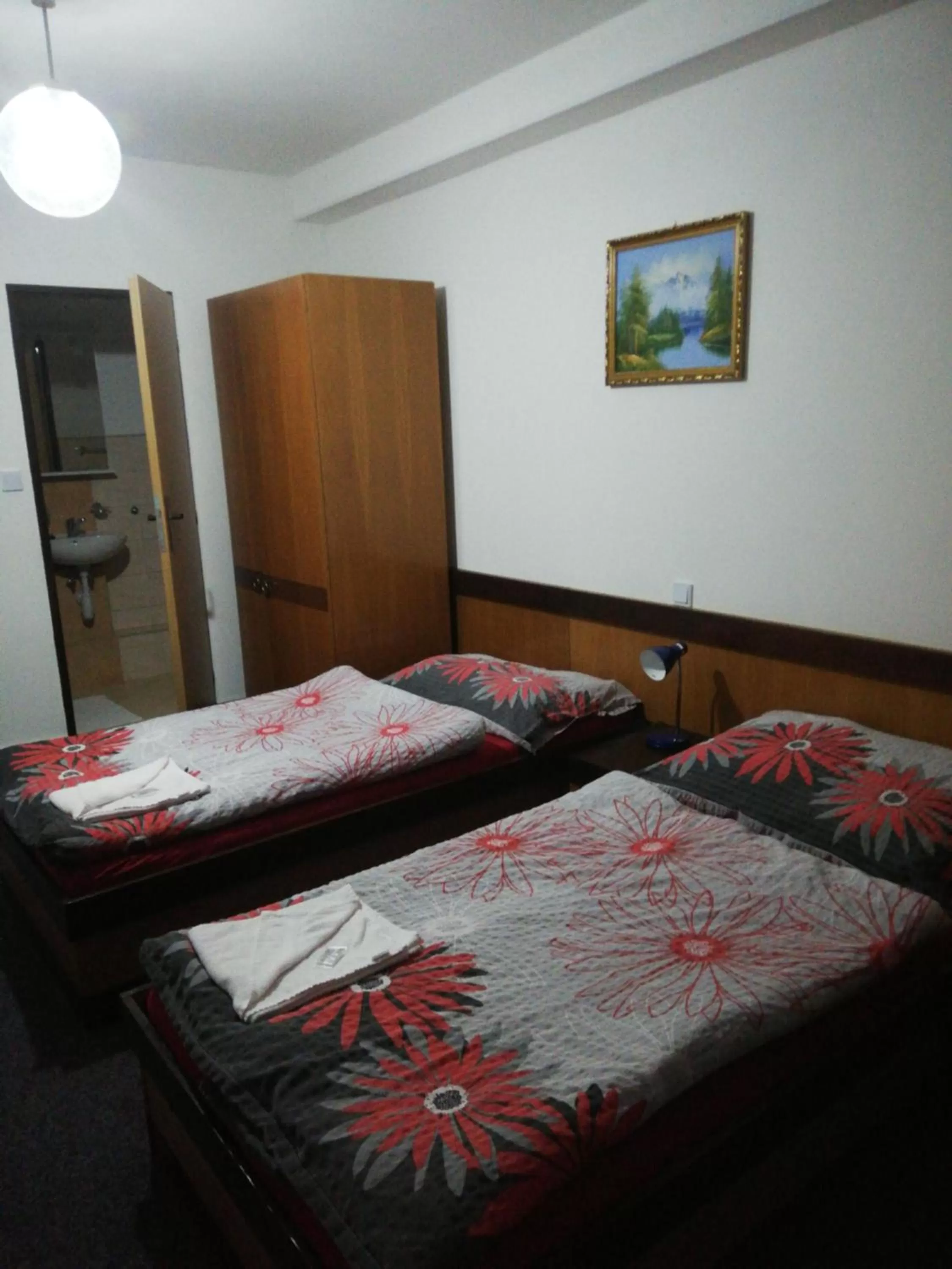Economy Twin Room in ABC Hotel Nitra
